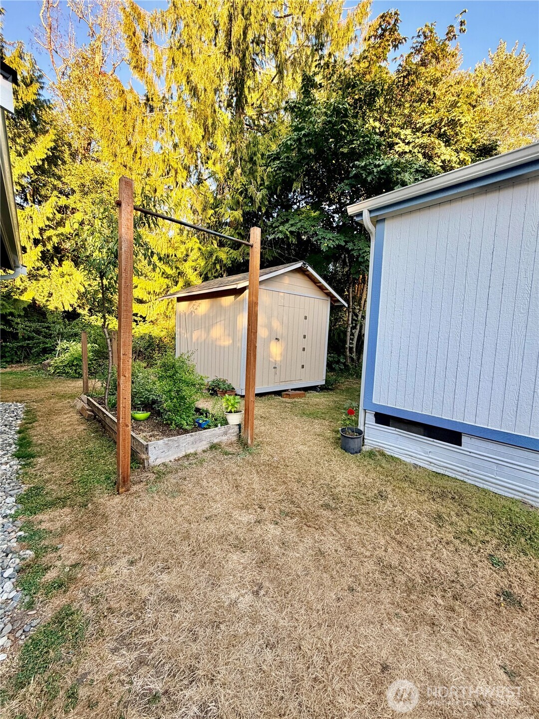 9425 56th St 14 Property Photo 34