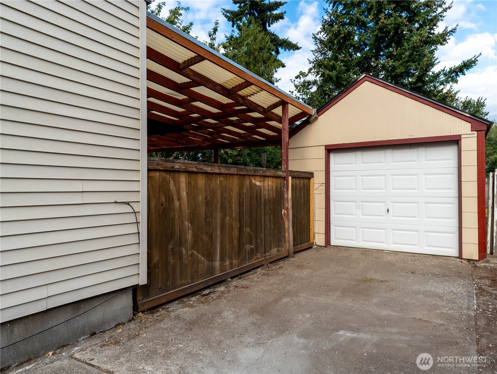 113 12th Street Property Photo 4