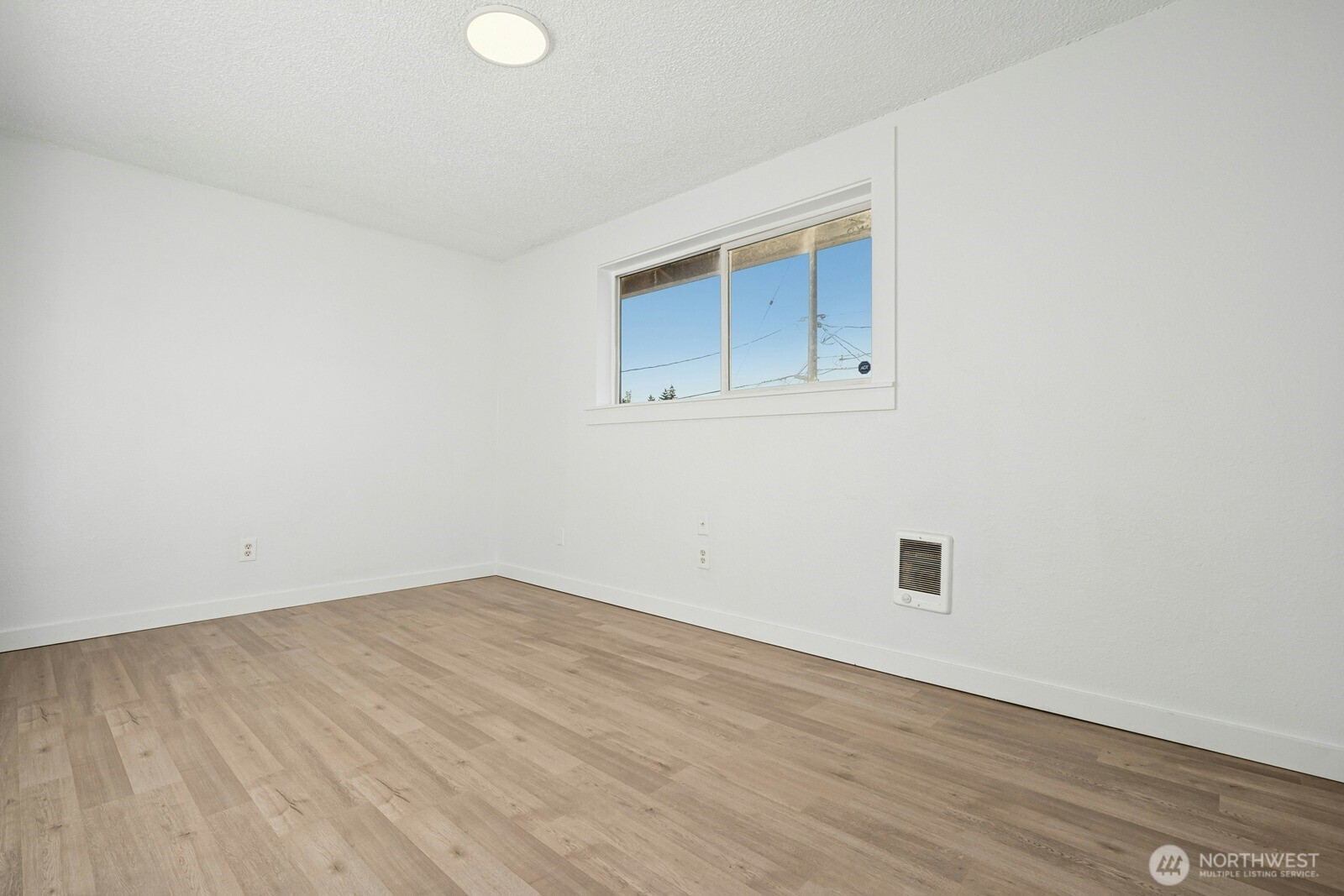 2554 S J Street Property Photo 18