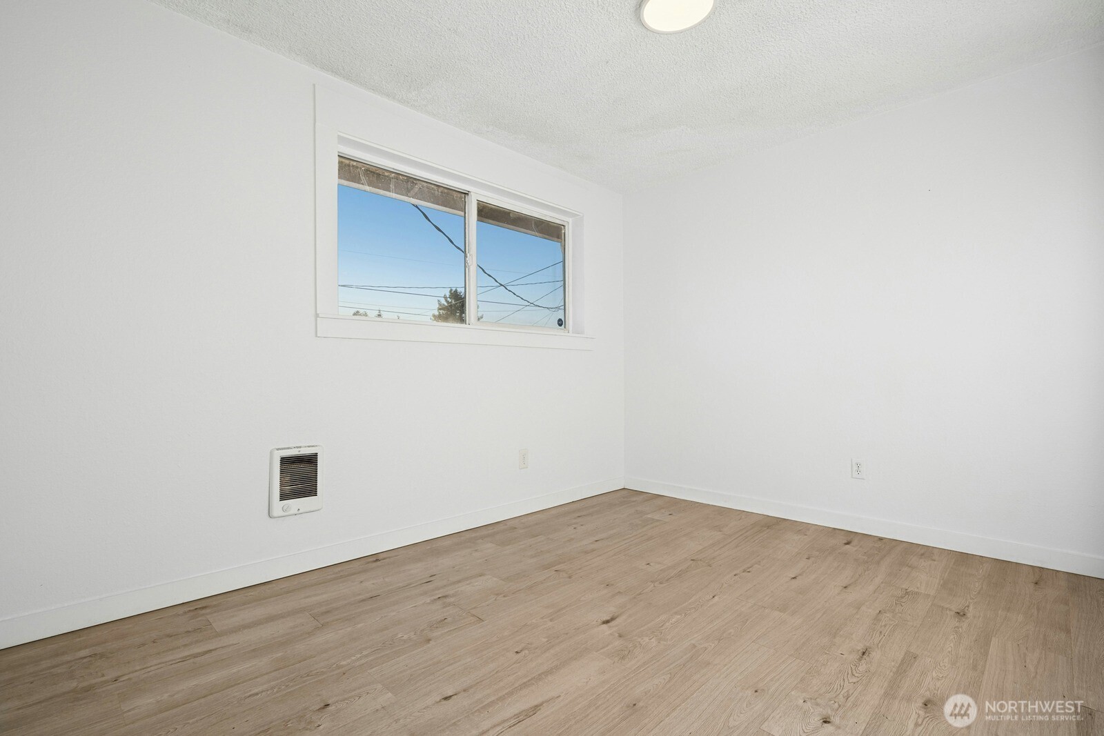 2554 S J Street Property Photo 20