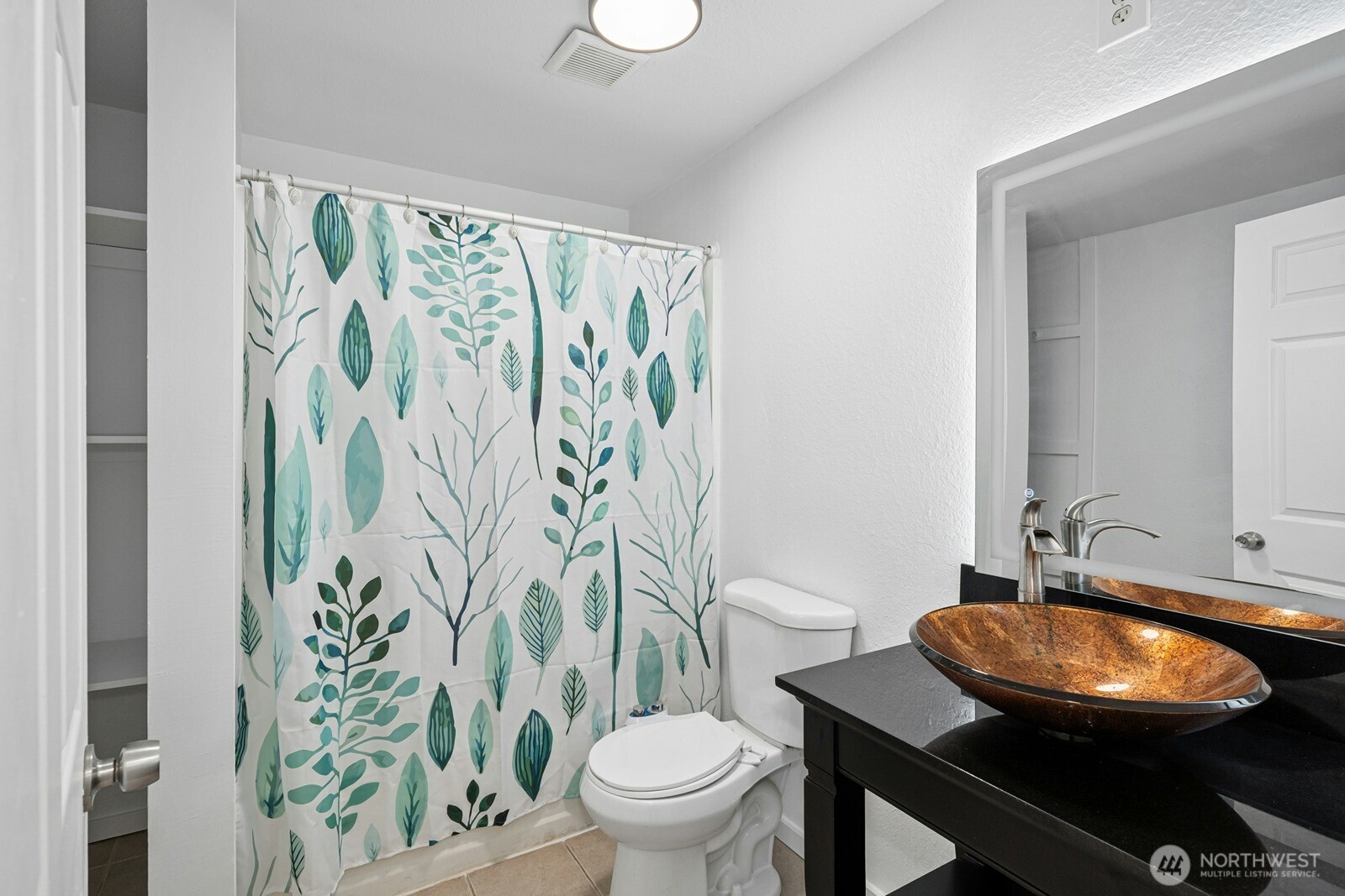2554 S J Street Property Photo 25