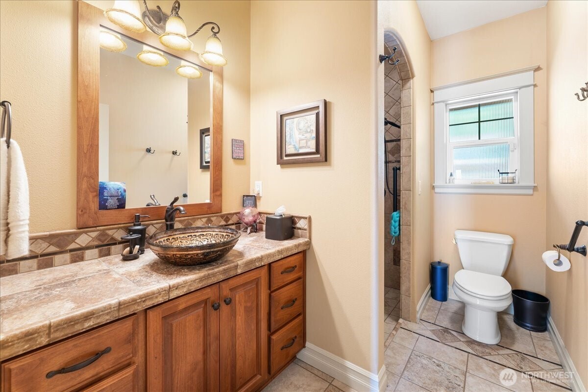 204 Powder Hill Drive Property Photo 34