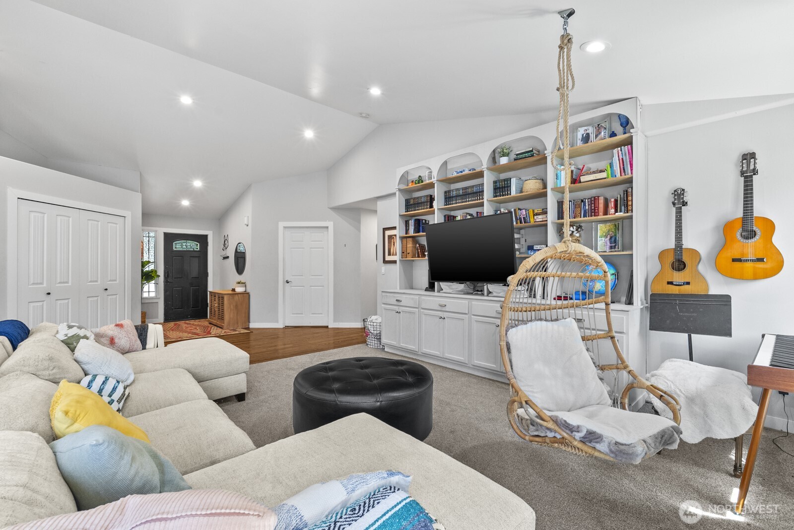 18505 68th Street Property Photo 3