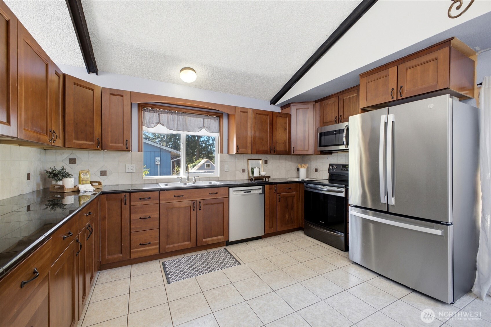 29821 47th Place Property Photo 6