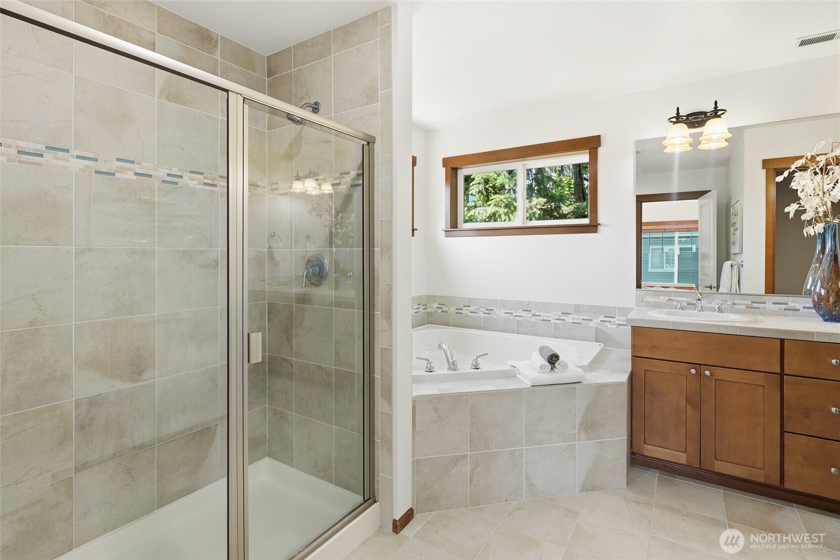 16033 119th Place Property Photo 19
