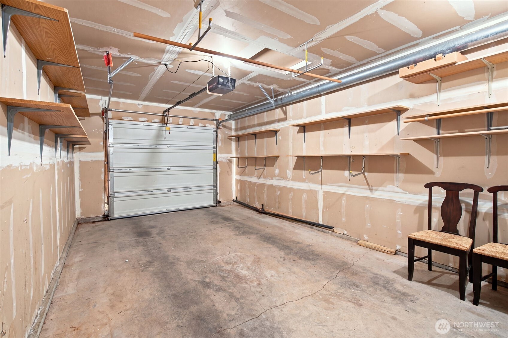 5601 N Grove Drive Property Photo 35