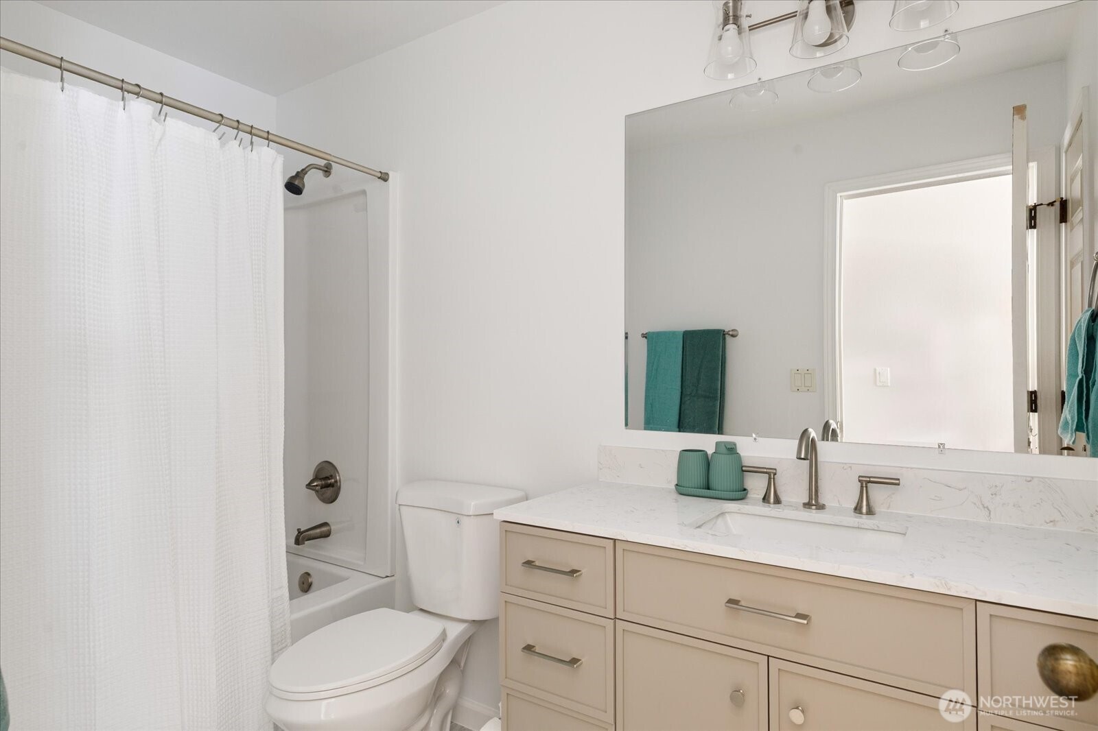 2042 Doe Drive Property Photo 17