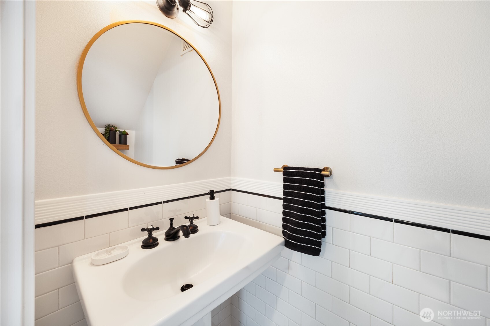 1787 26th Walk Property Photo 12
