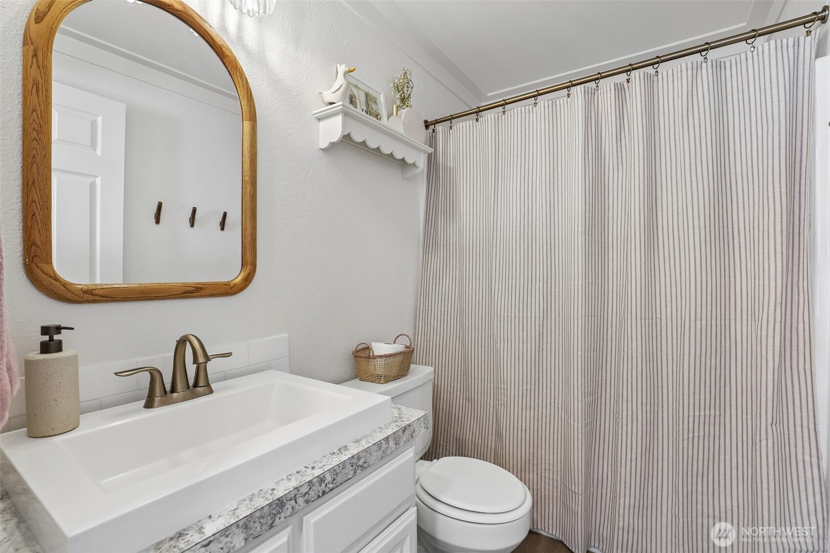 503 N Pine Avenue Property Photo 23