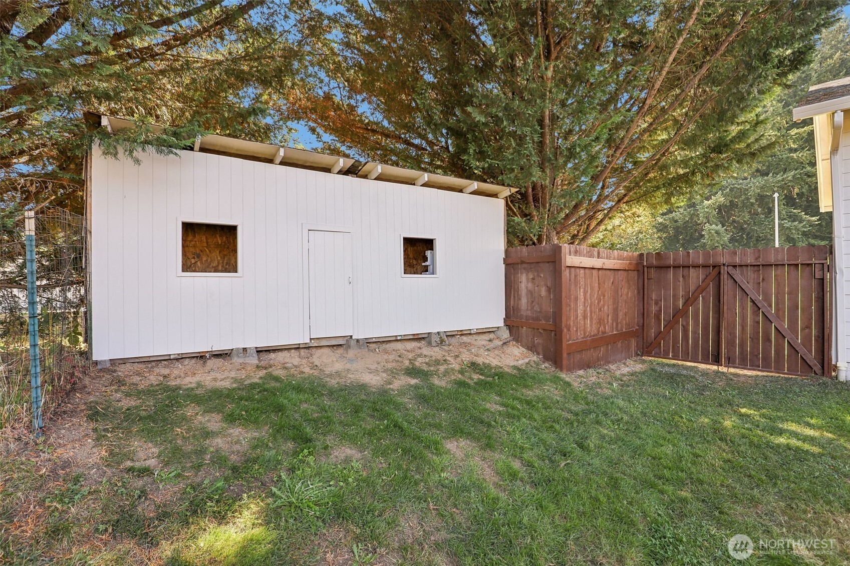 503 N Pine Avenue Property Photo 35