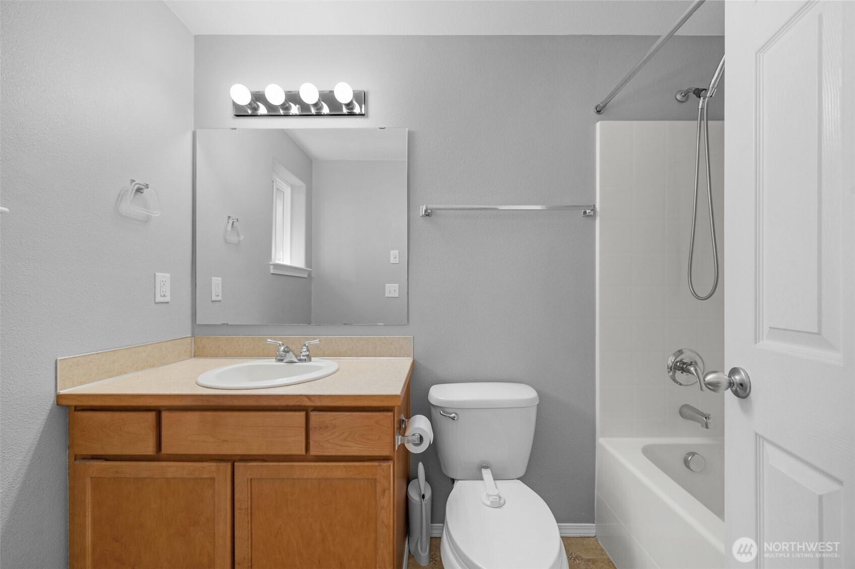 8304 65th Place Property Photo 12