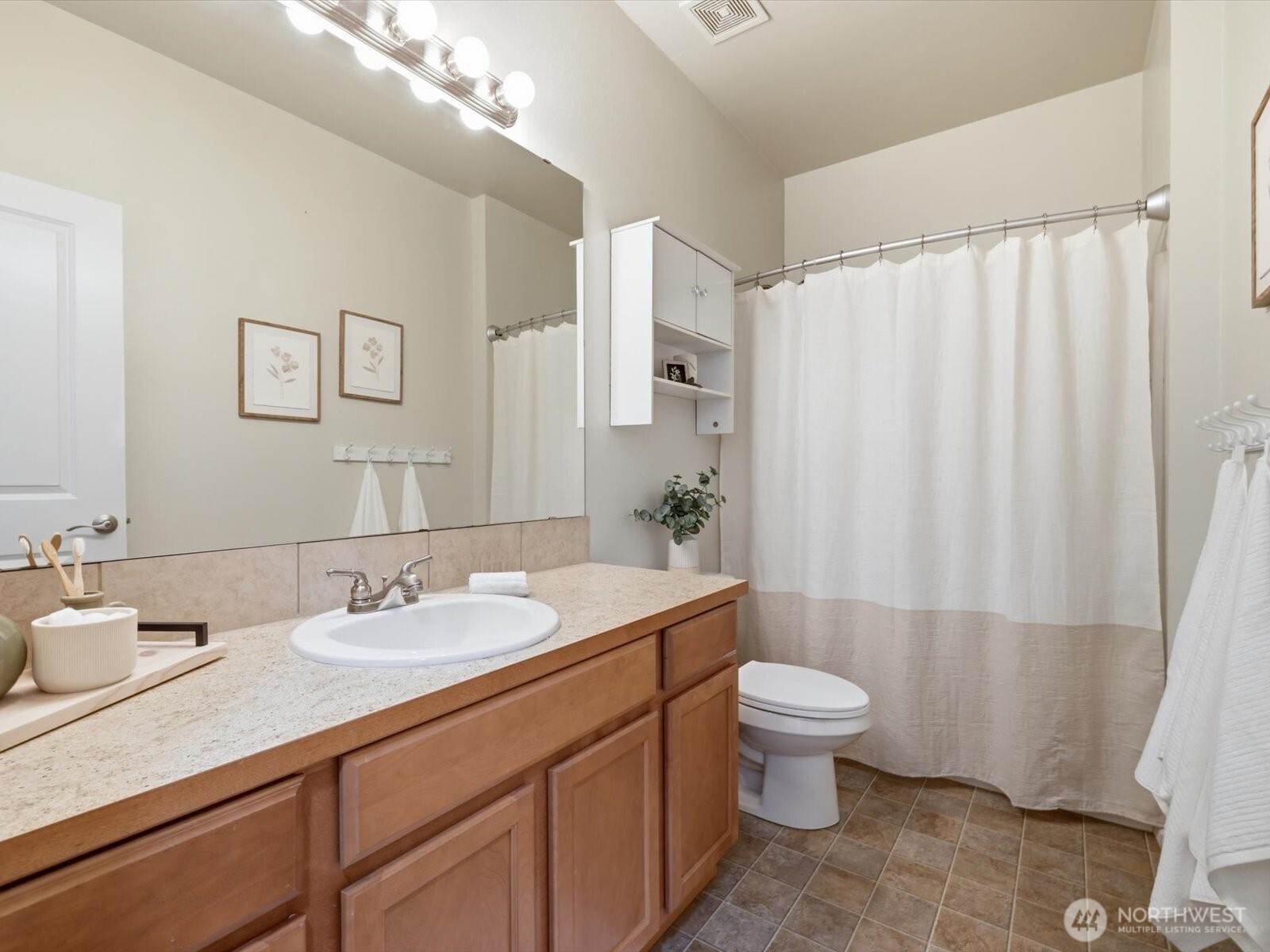 17218 84th Avenue Property Photo 24