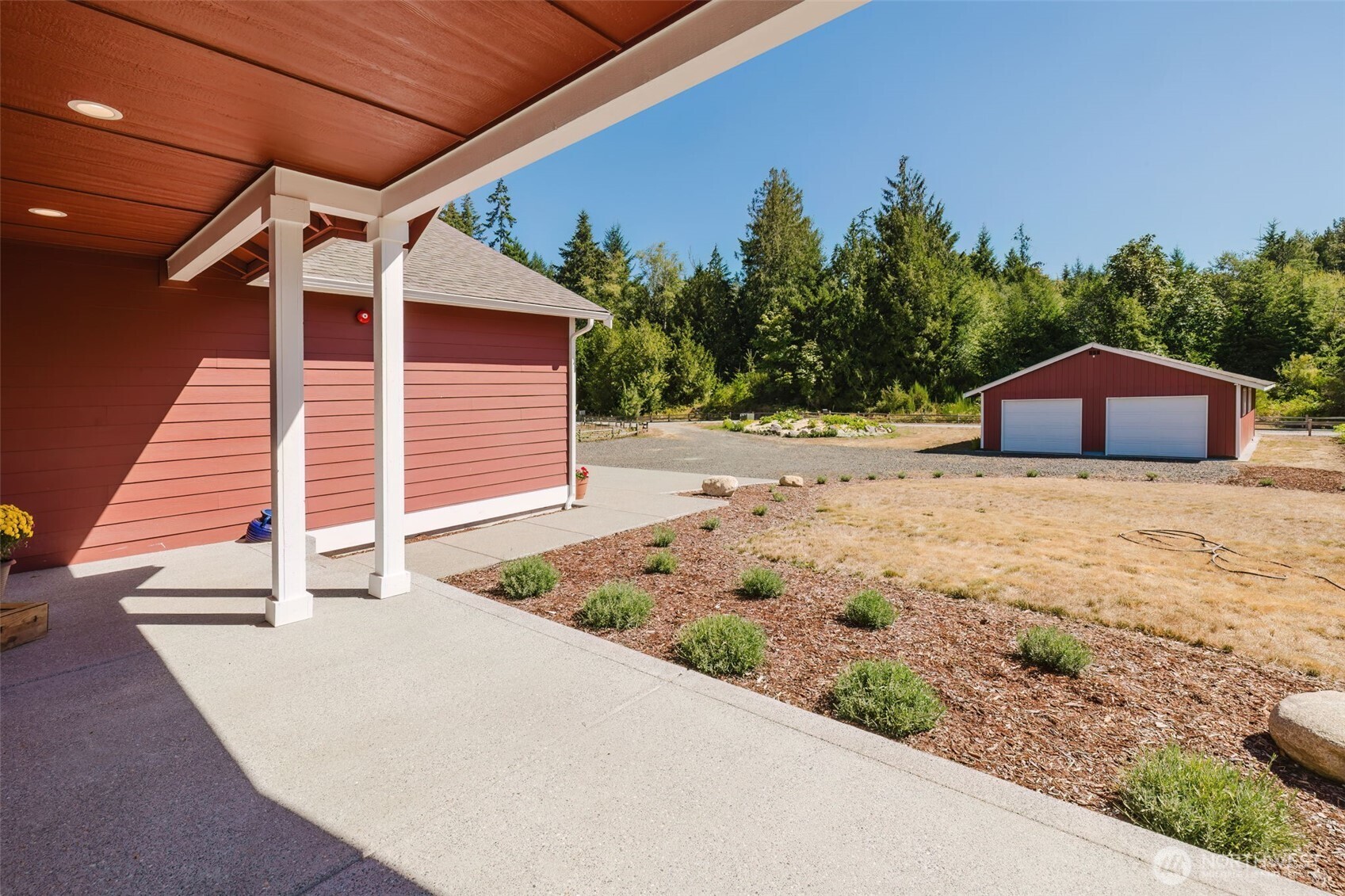1726 Lilypad Place Property Photo 4