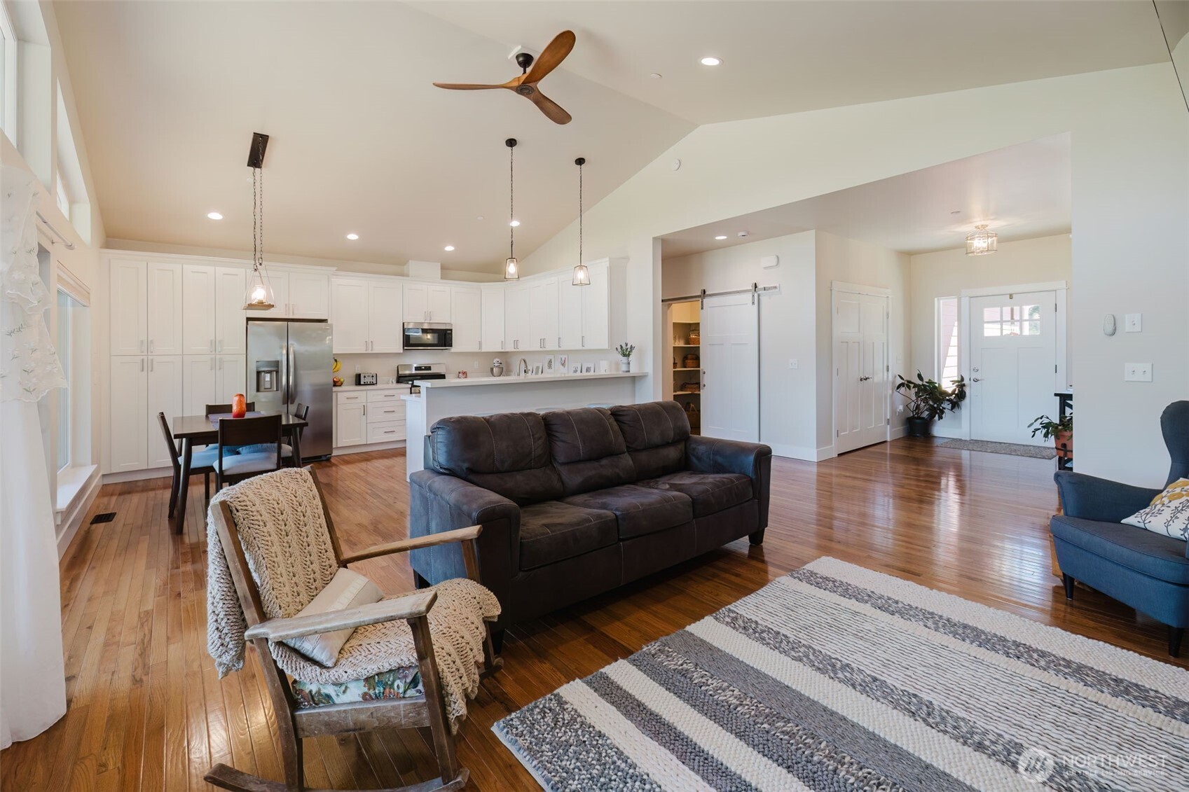 1726 Lilypad Place Property Photo 10