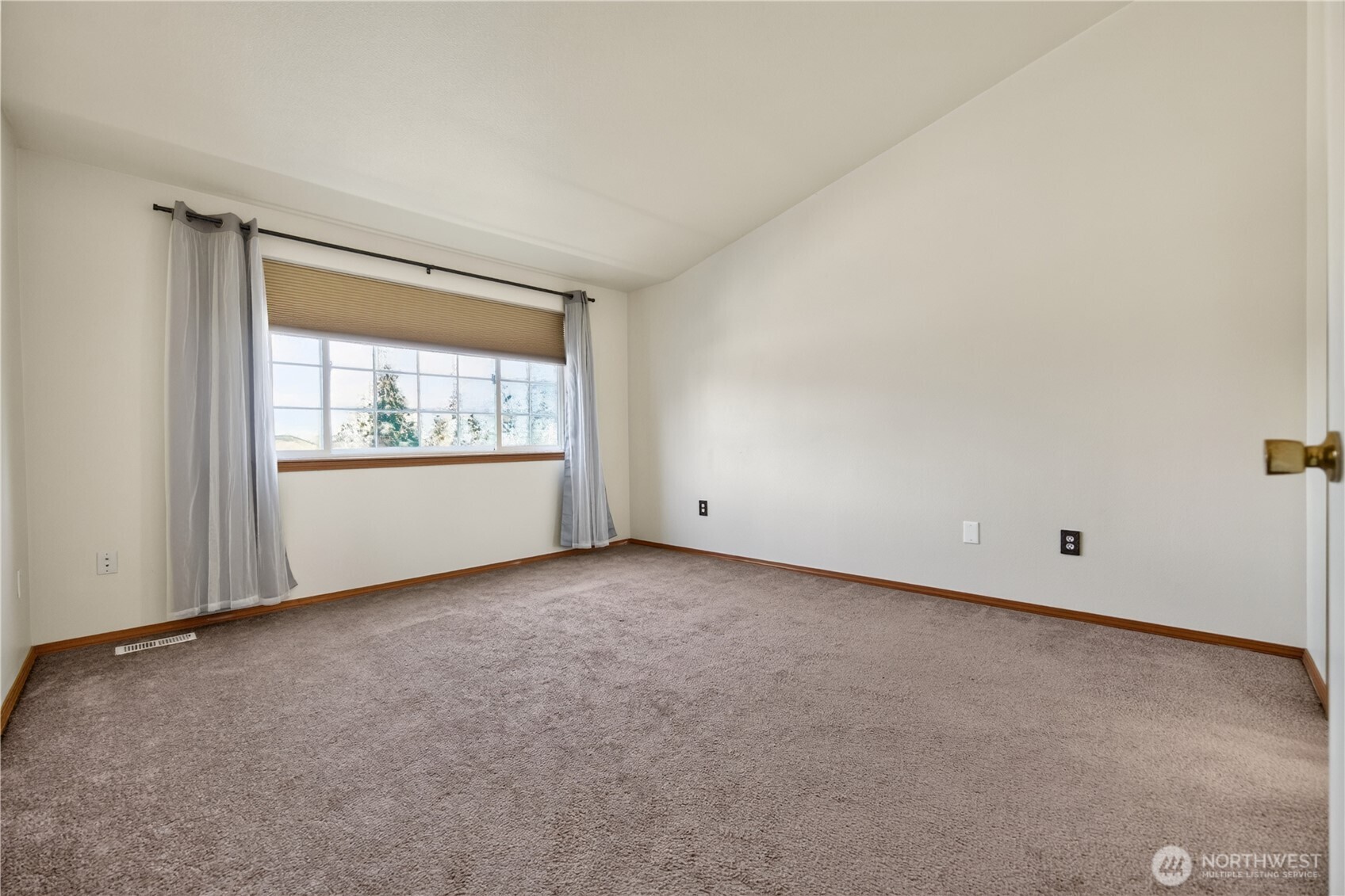1314 182nd Street Ct Property Photo 17