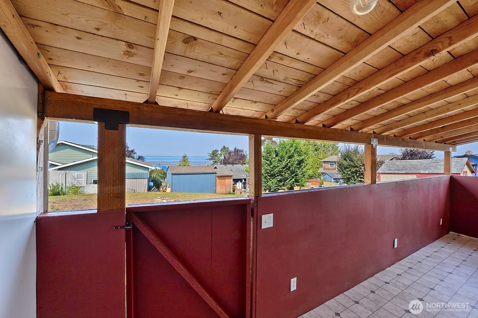 18930 98th Avenue Property Photo 11