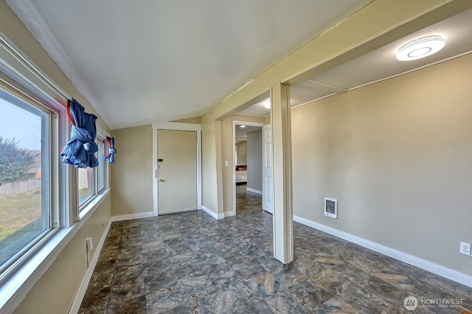 18930 98th Avenue Property Photo 15