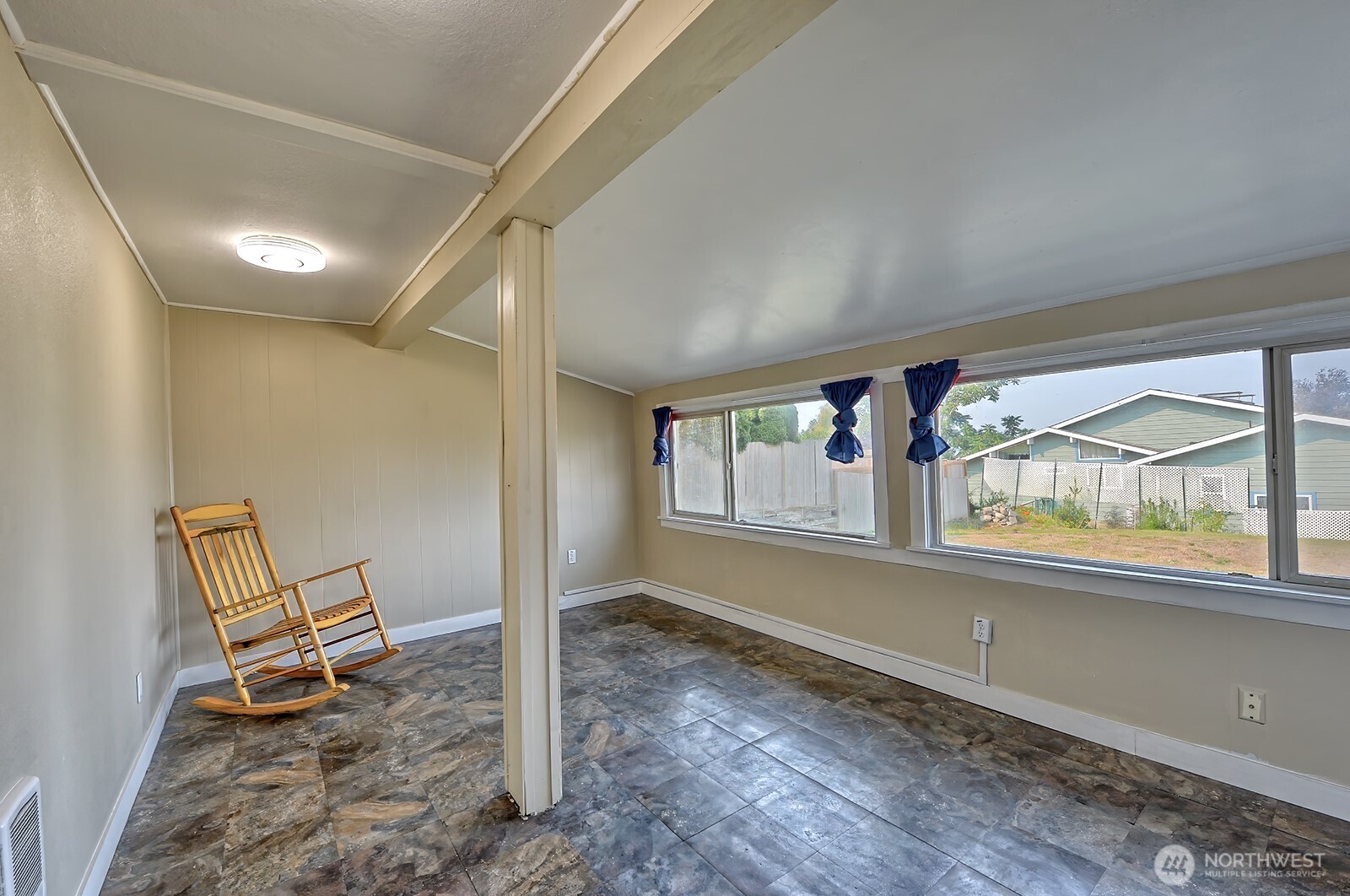18930 98th Avenue Property Photo 17