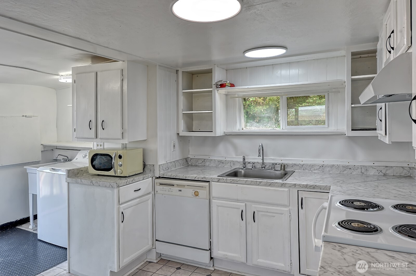 18930 98th Avenue Property Photo 23