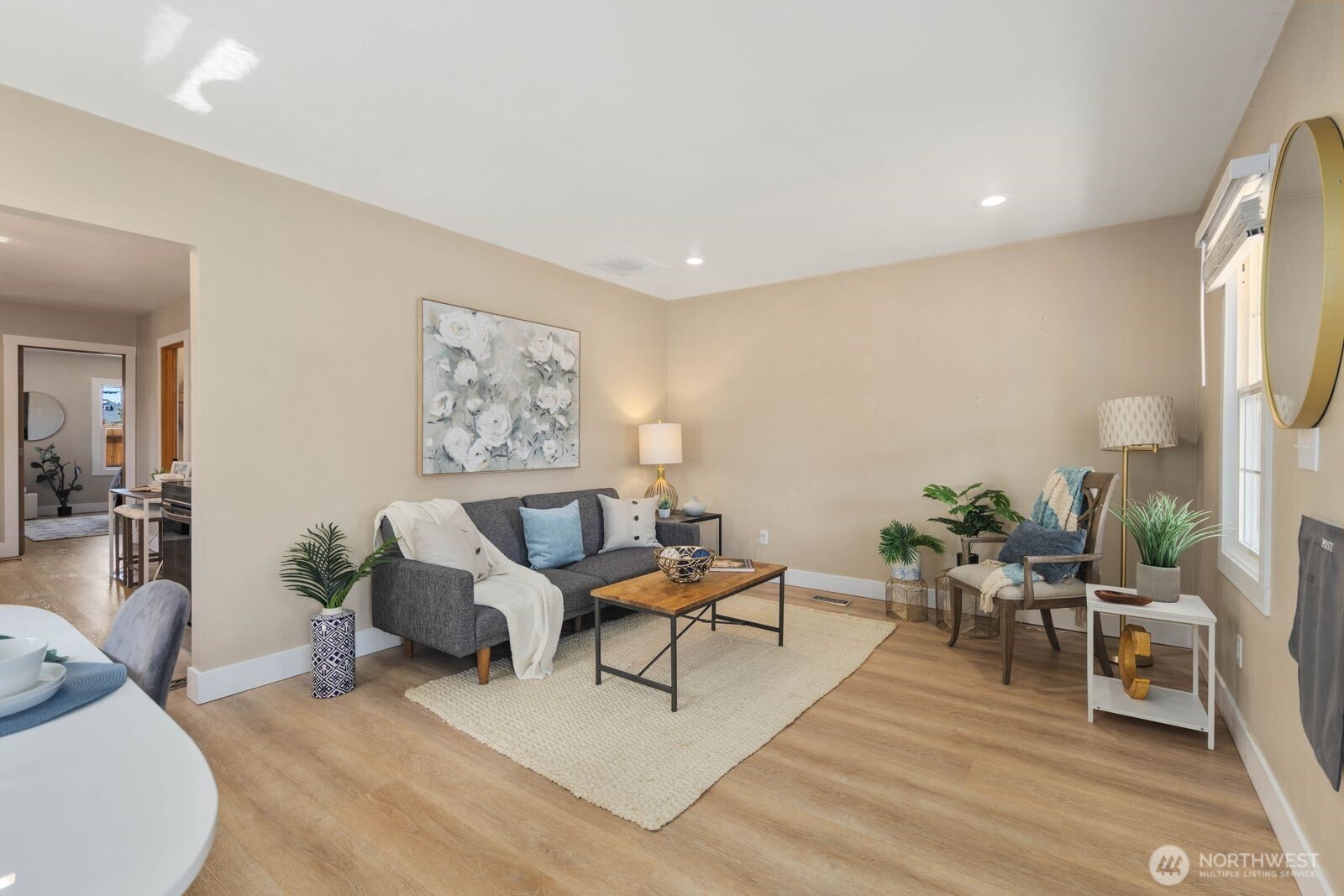 6622 S Warner Street Property Photo 4