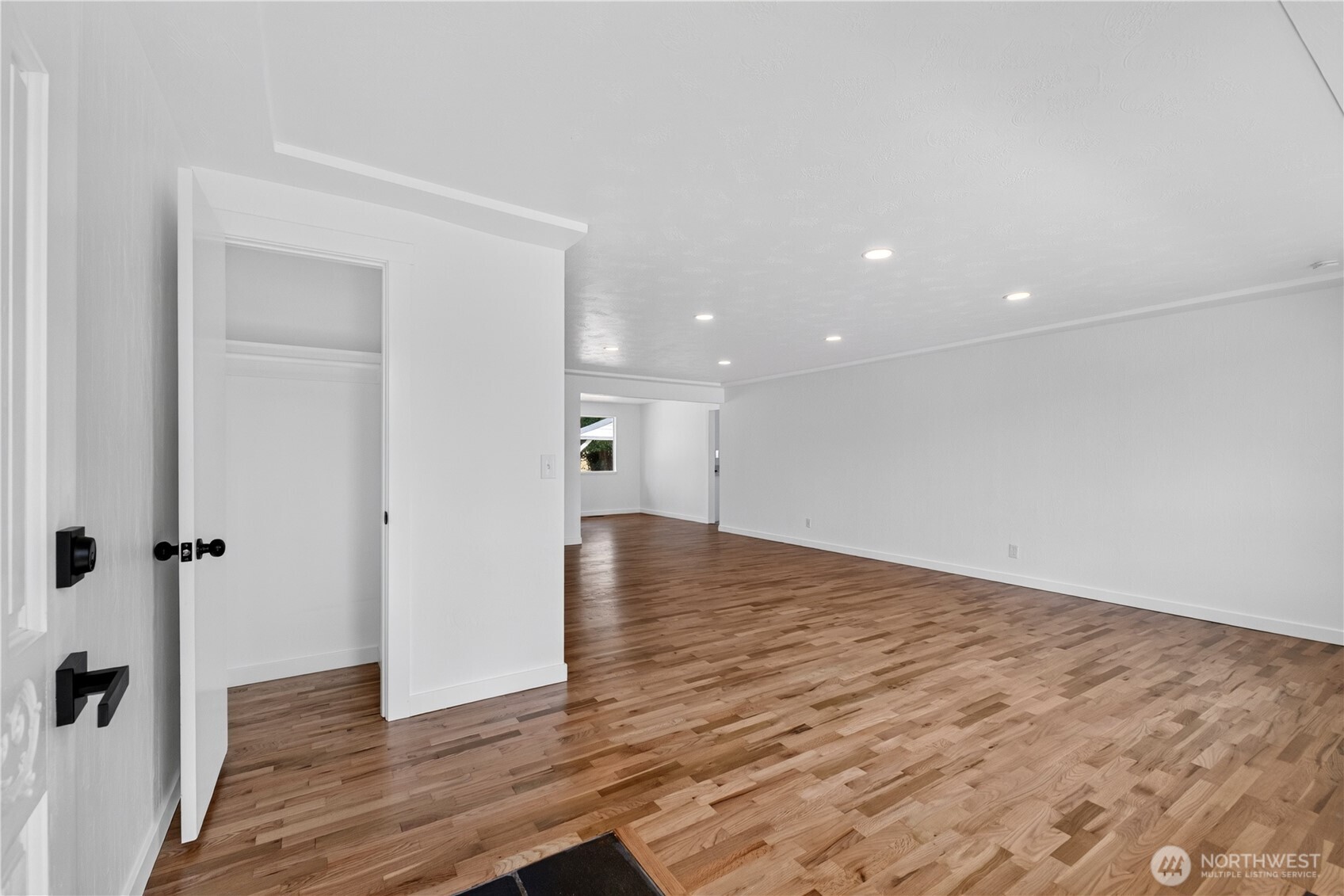 1225 22nd Street Property Photo 6