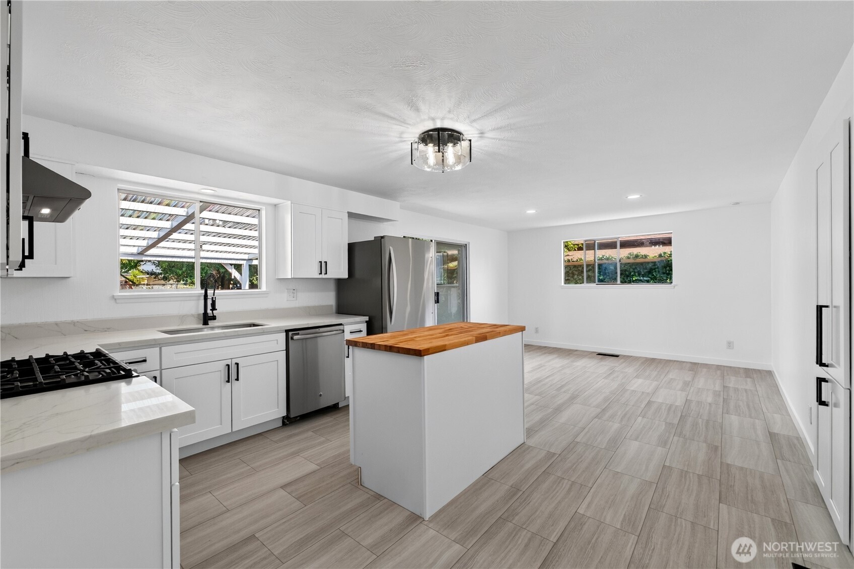 1225 22nd Street Property Photo 13