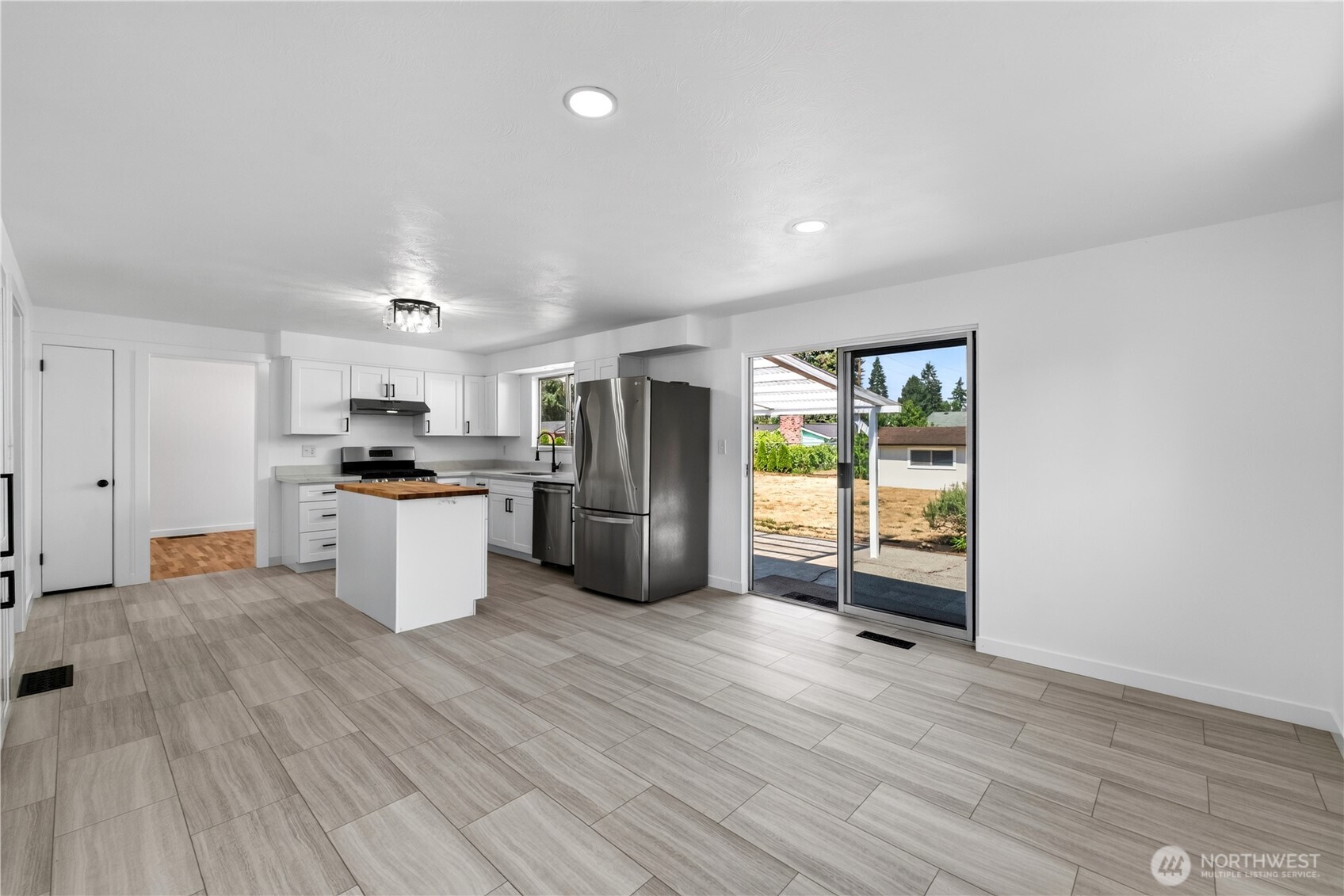 1225 22nd Street Property Photo 14