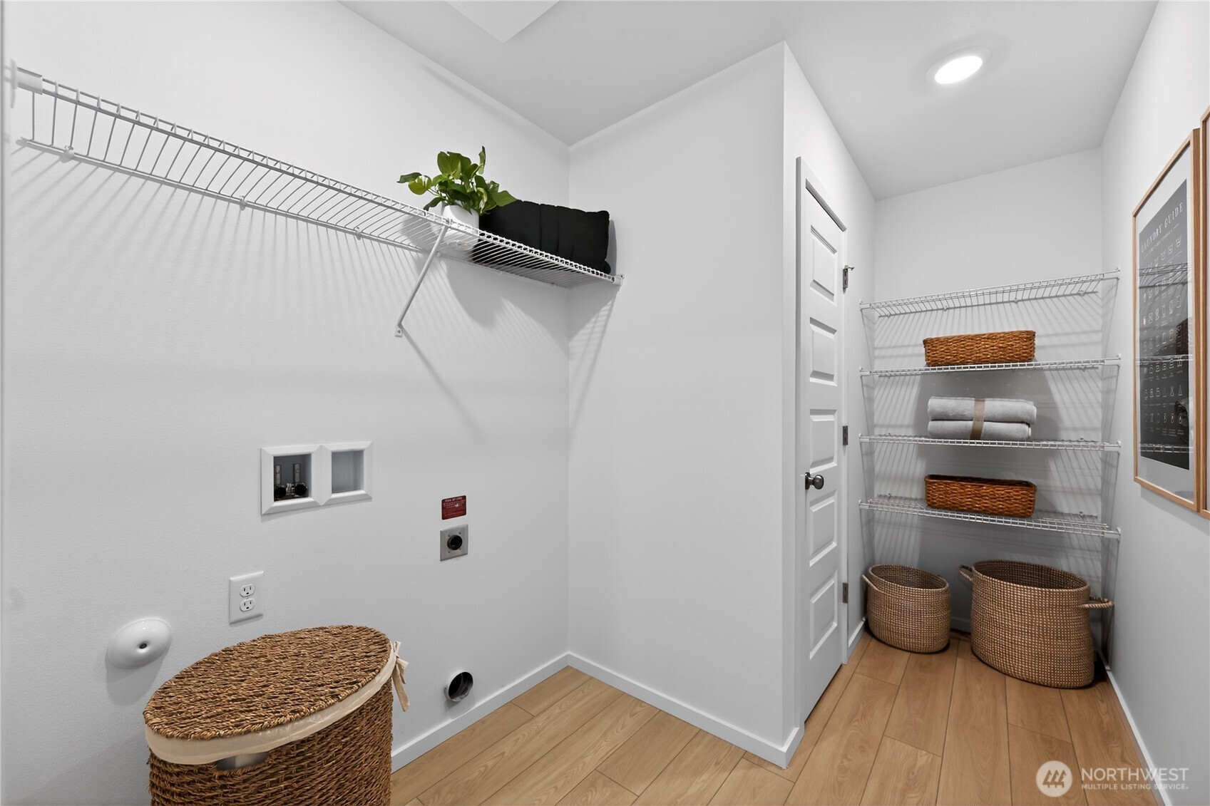 8458 44th Place Property Photo 15