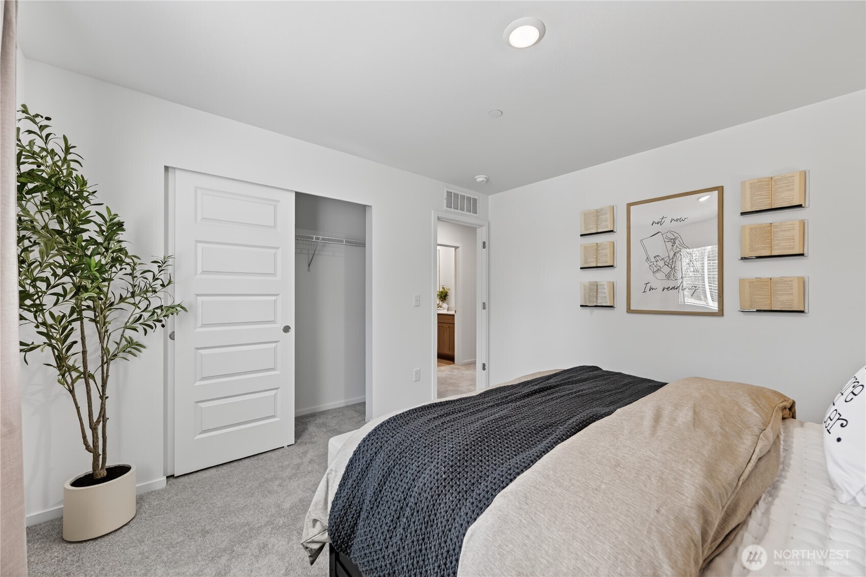 8458 44th Place Property Photo 18