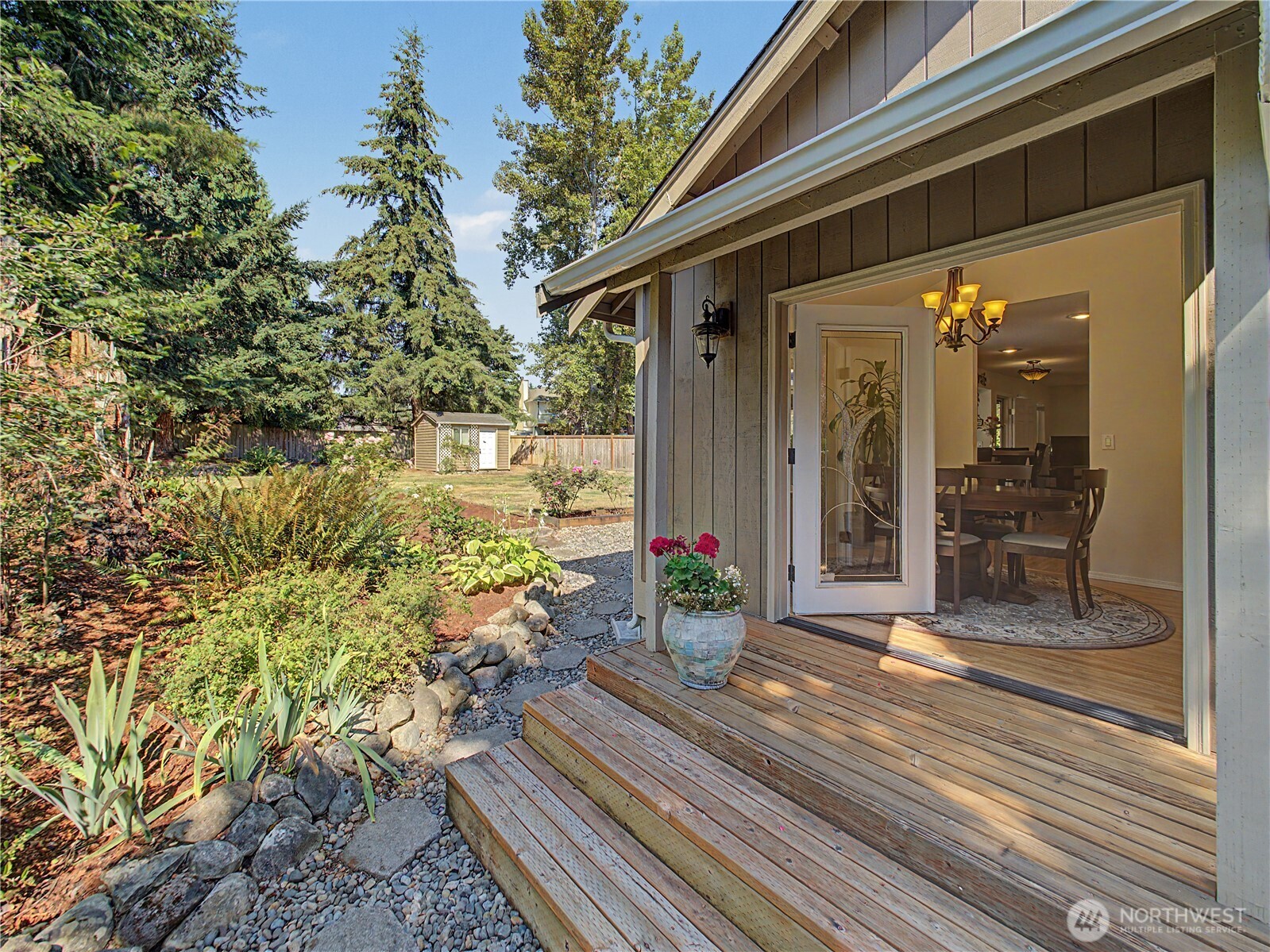 11004 209th Avenue Property Photo 9