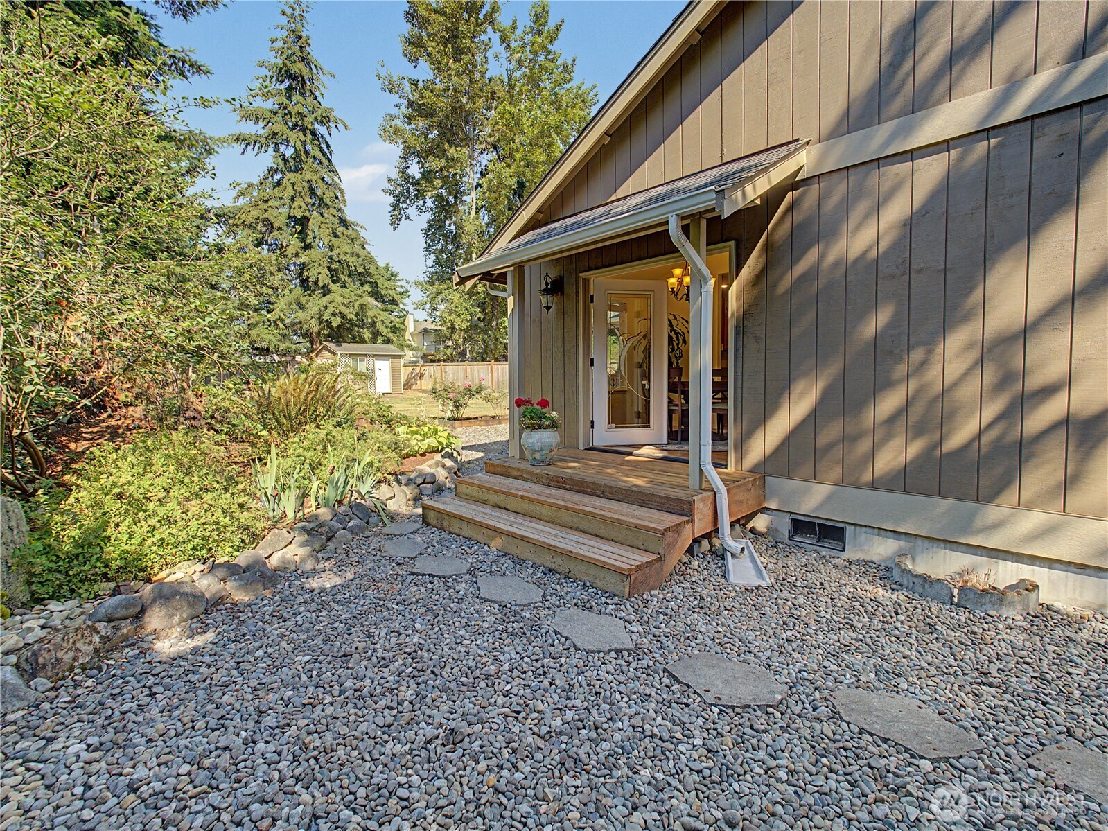 11004 209th Avenue Property Photo 10