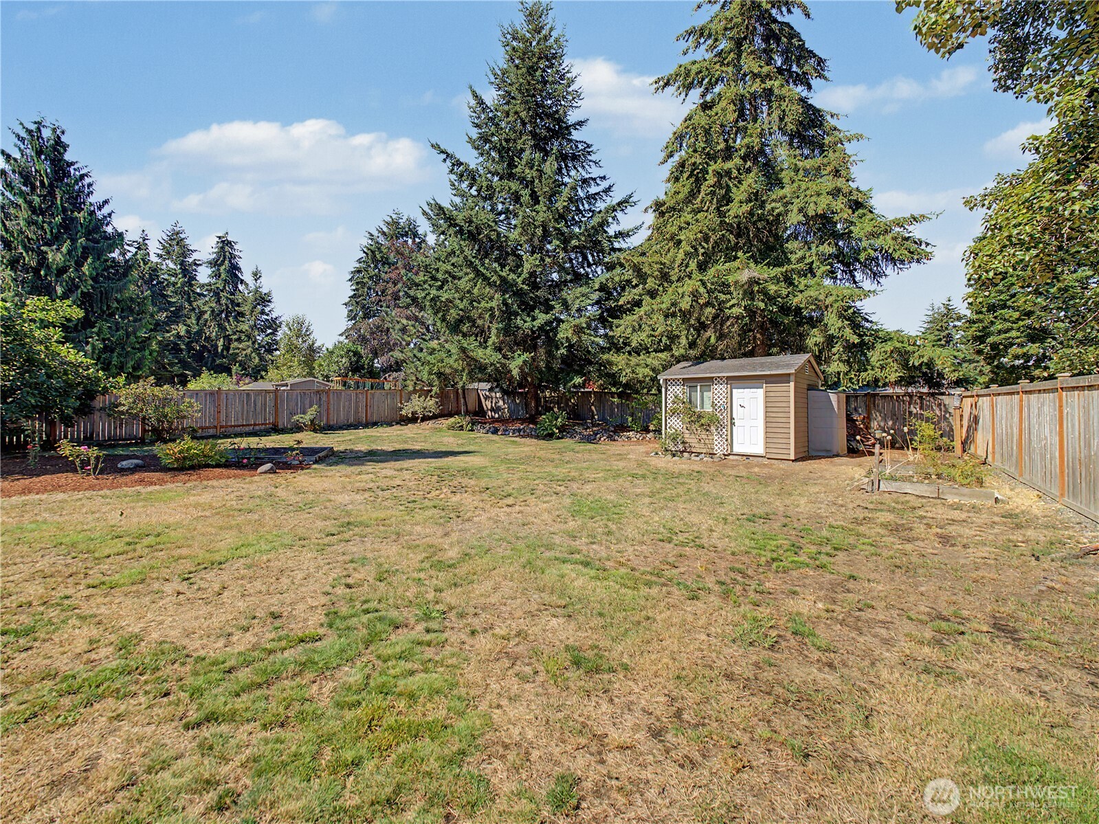 11004 209th Avenue Property Photo 35
