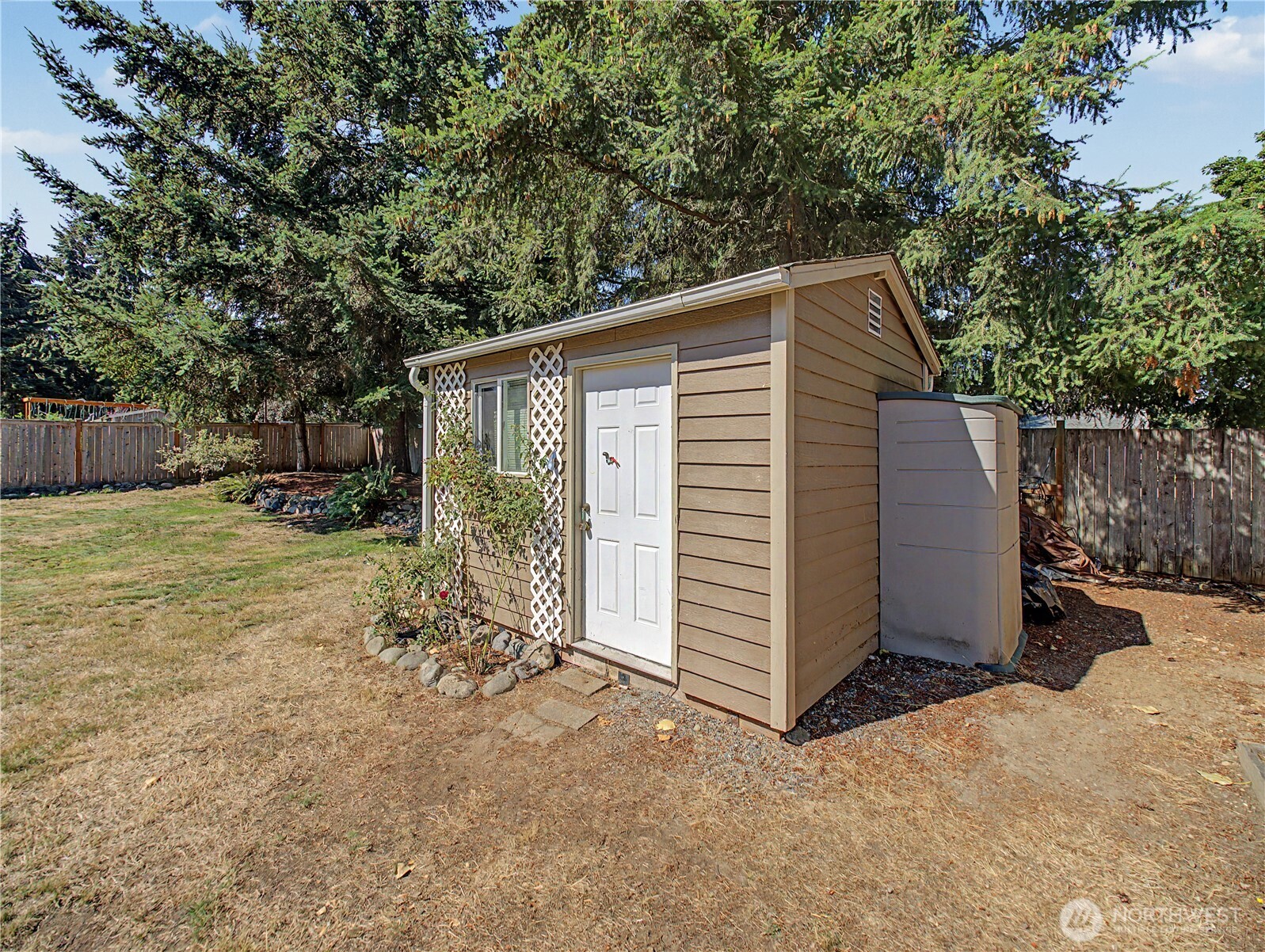 11004 209th Avenue Property Photo 36
