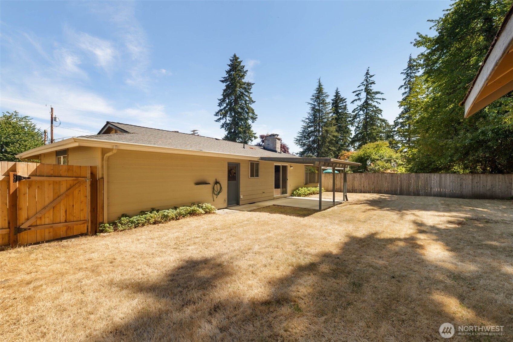 2374 S Flower Avenue Property Photo 27