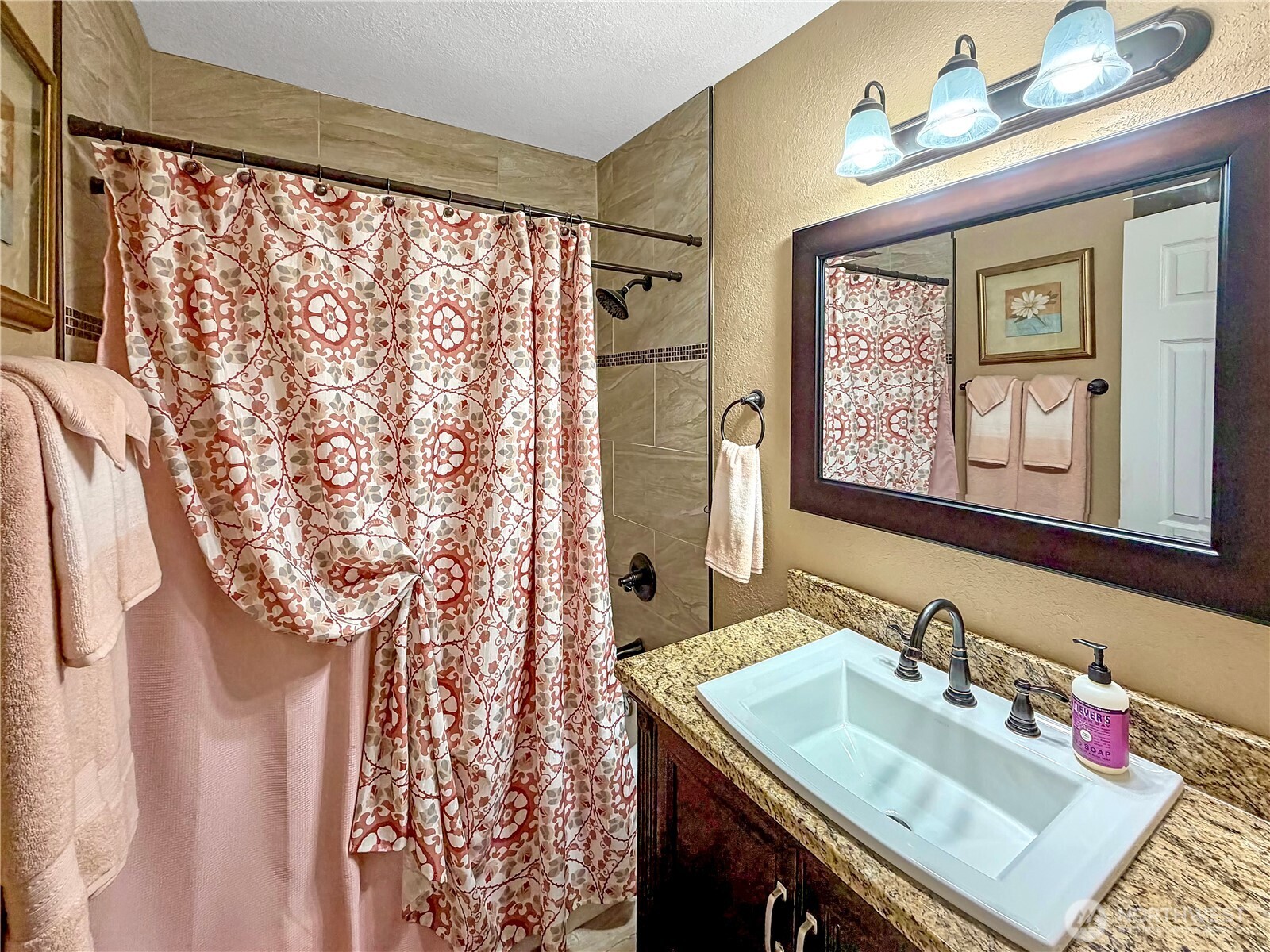 5319 E E Street Property Photo 15