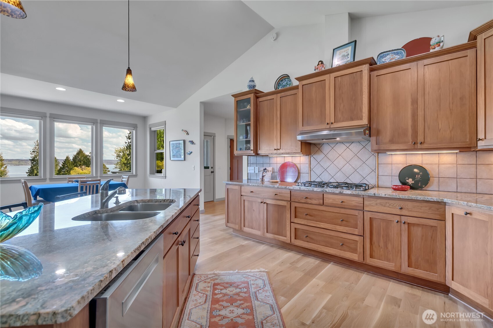 23506 Seatter Road Property Photo 13