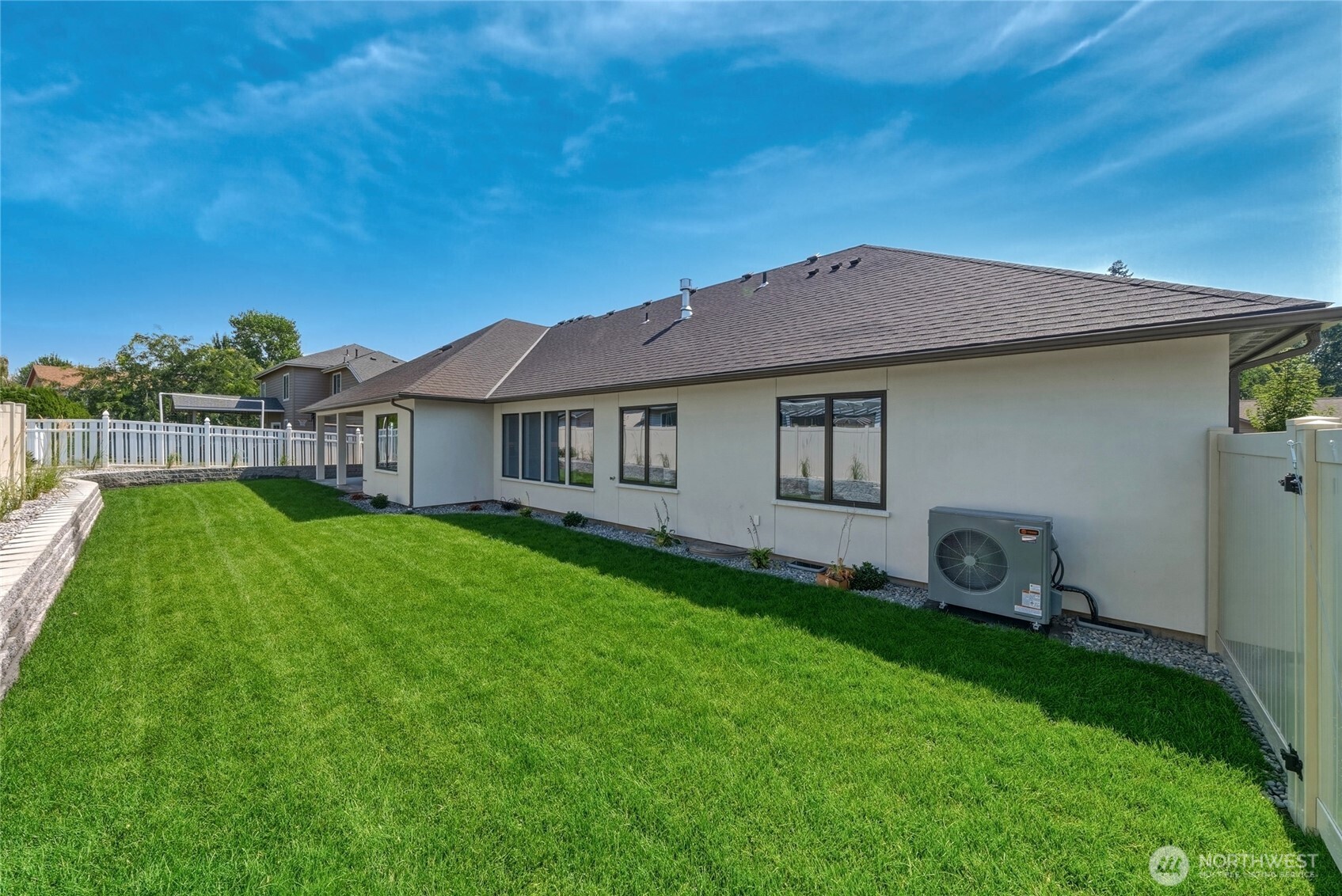 35 Parkwood Circle Property Photo 34