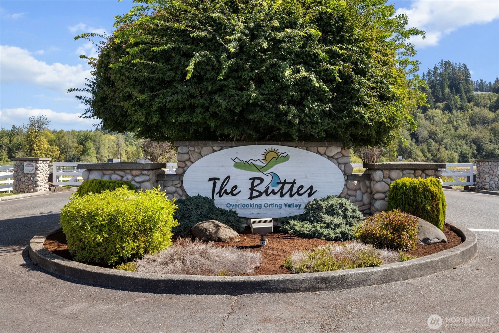 19109 206th Street Property Photo 3