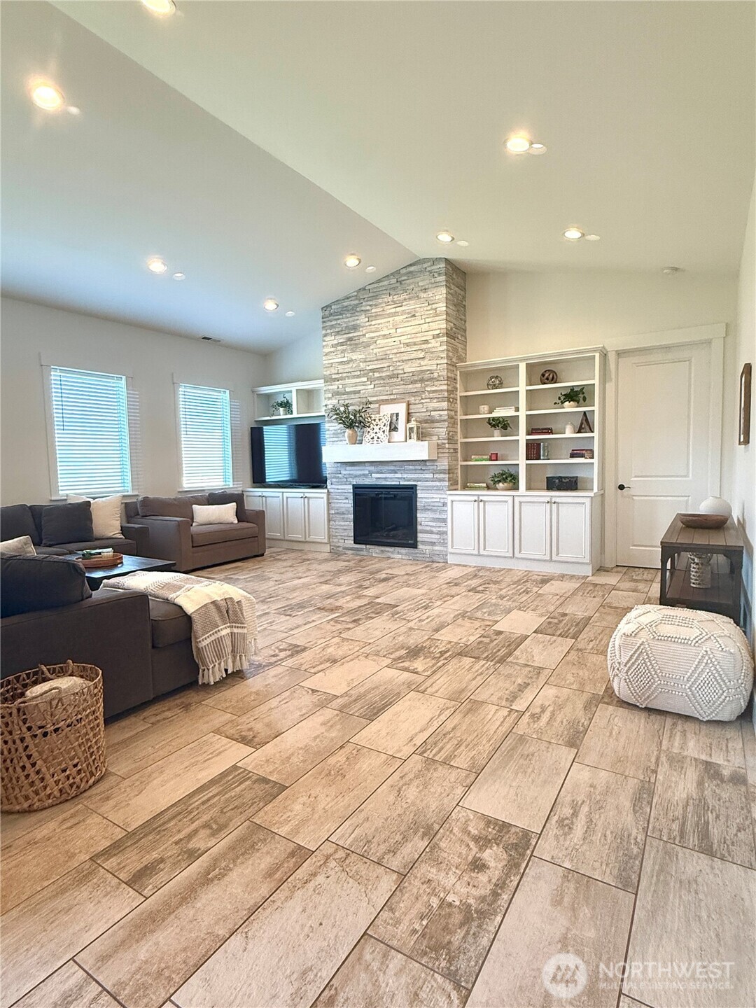 2858 Se Falcon View Drive Property Photo 4