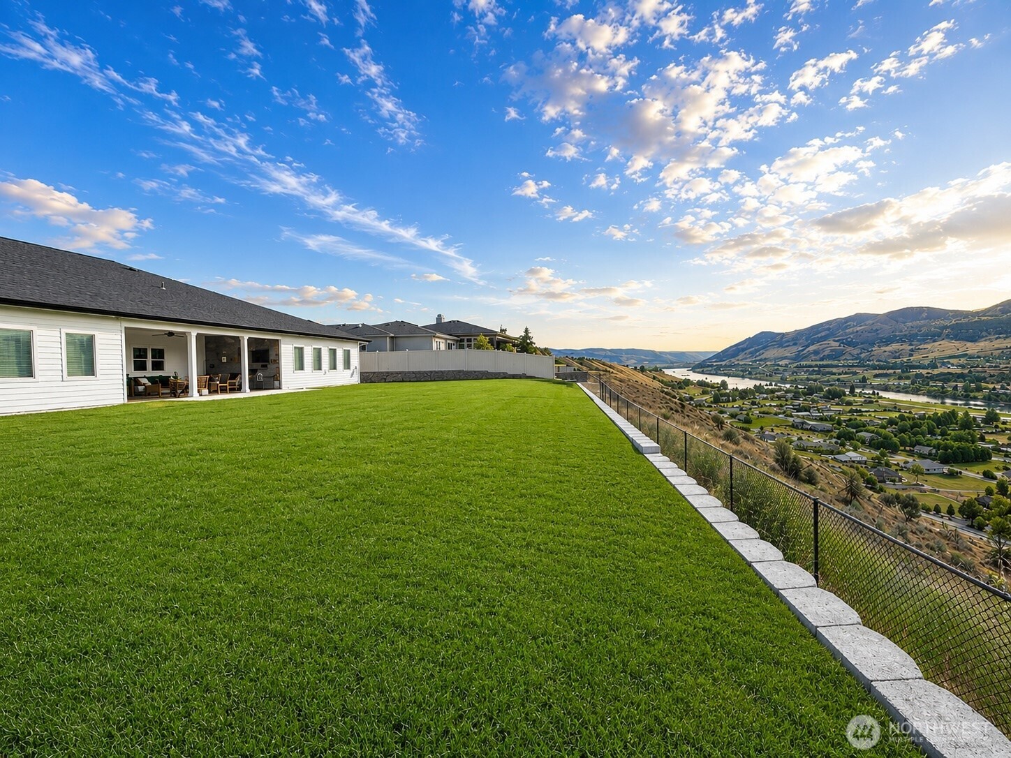 2858 Se Falcon View Drive Property Photo 7
