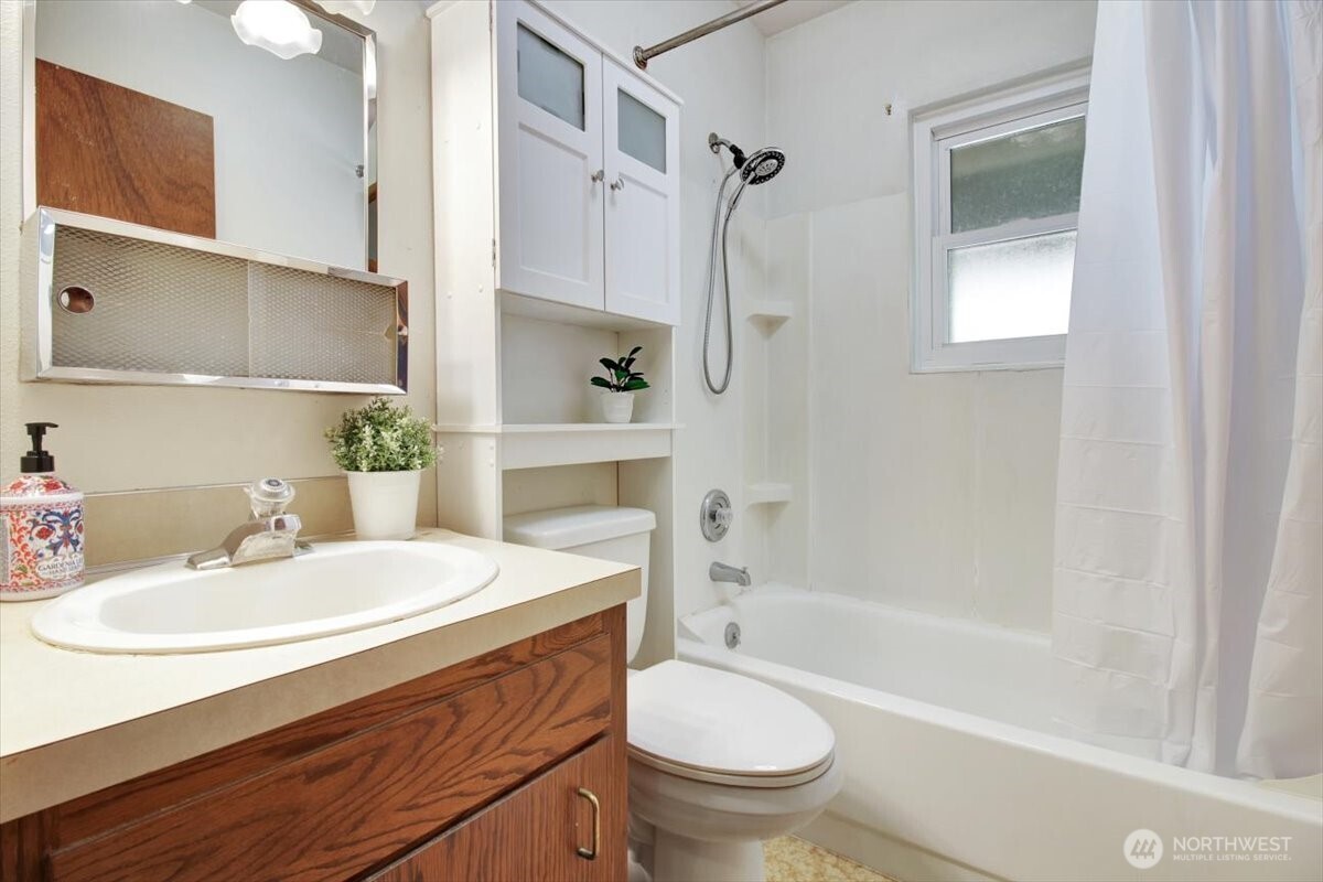 92 Utsalady Road Property Photo 19