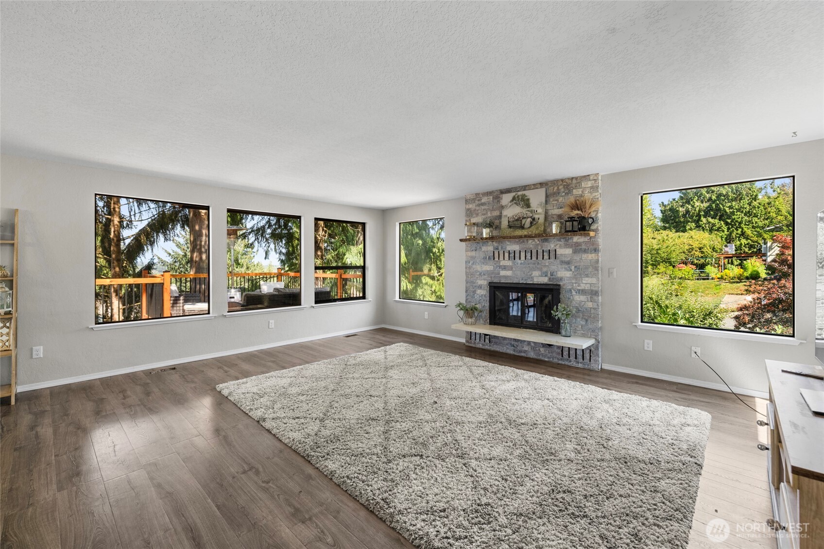 4012 Pueblo Heights Property Photo 4