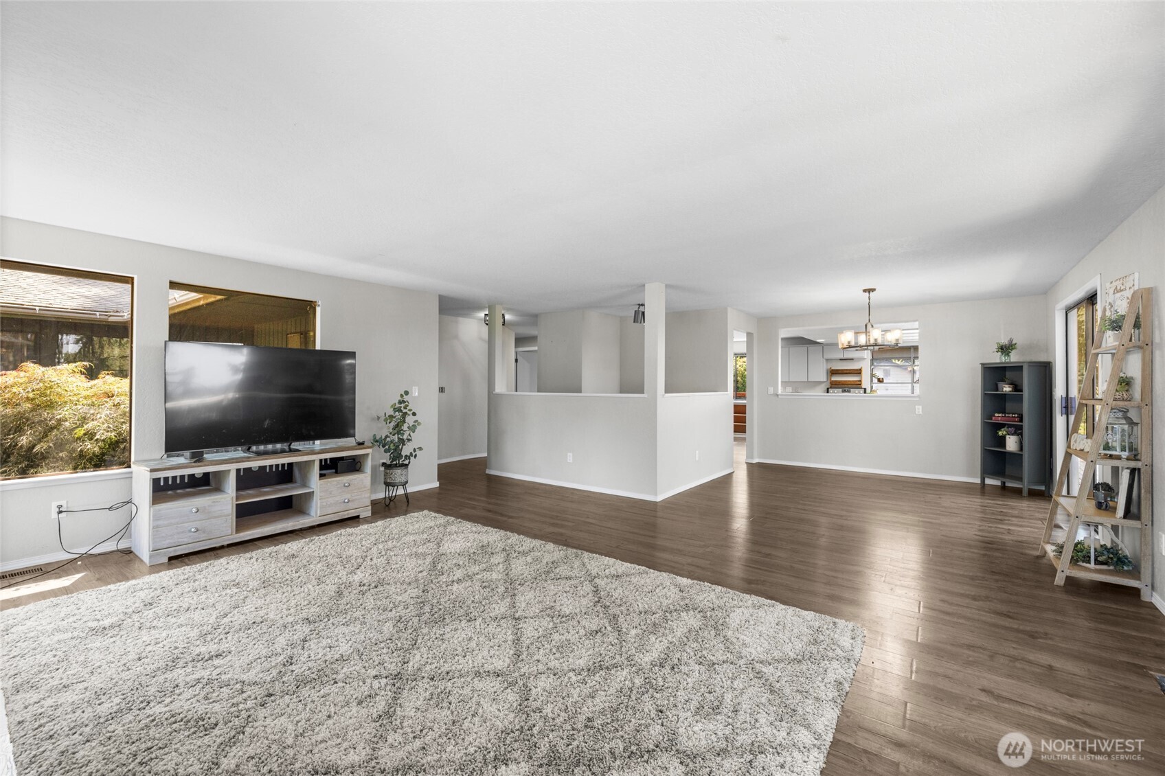 4012 Pueblo Heights Property Photo 6