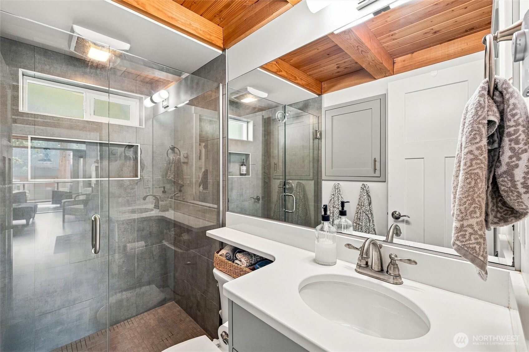 990 S Lake Whatcom Boulevard 40 Property Photo 13