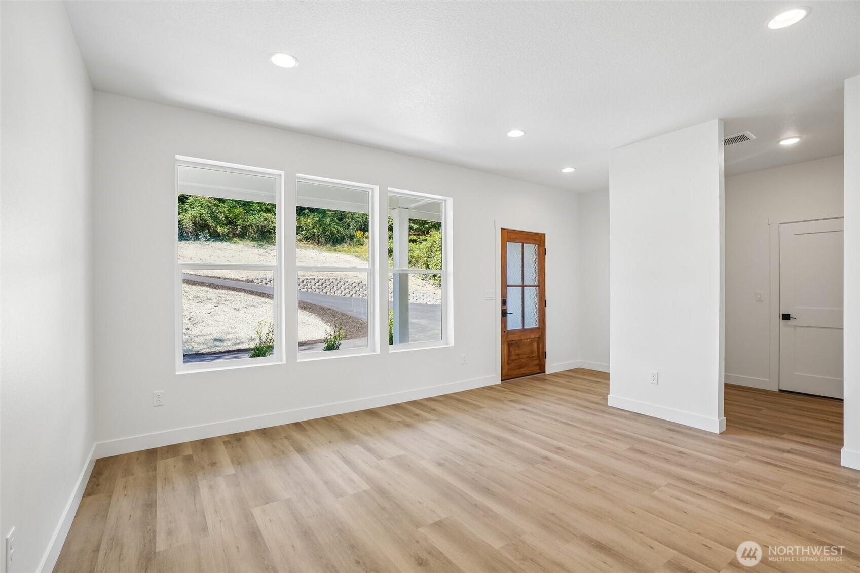 2411 Sunrise Street Property Photo 7
