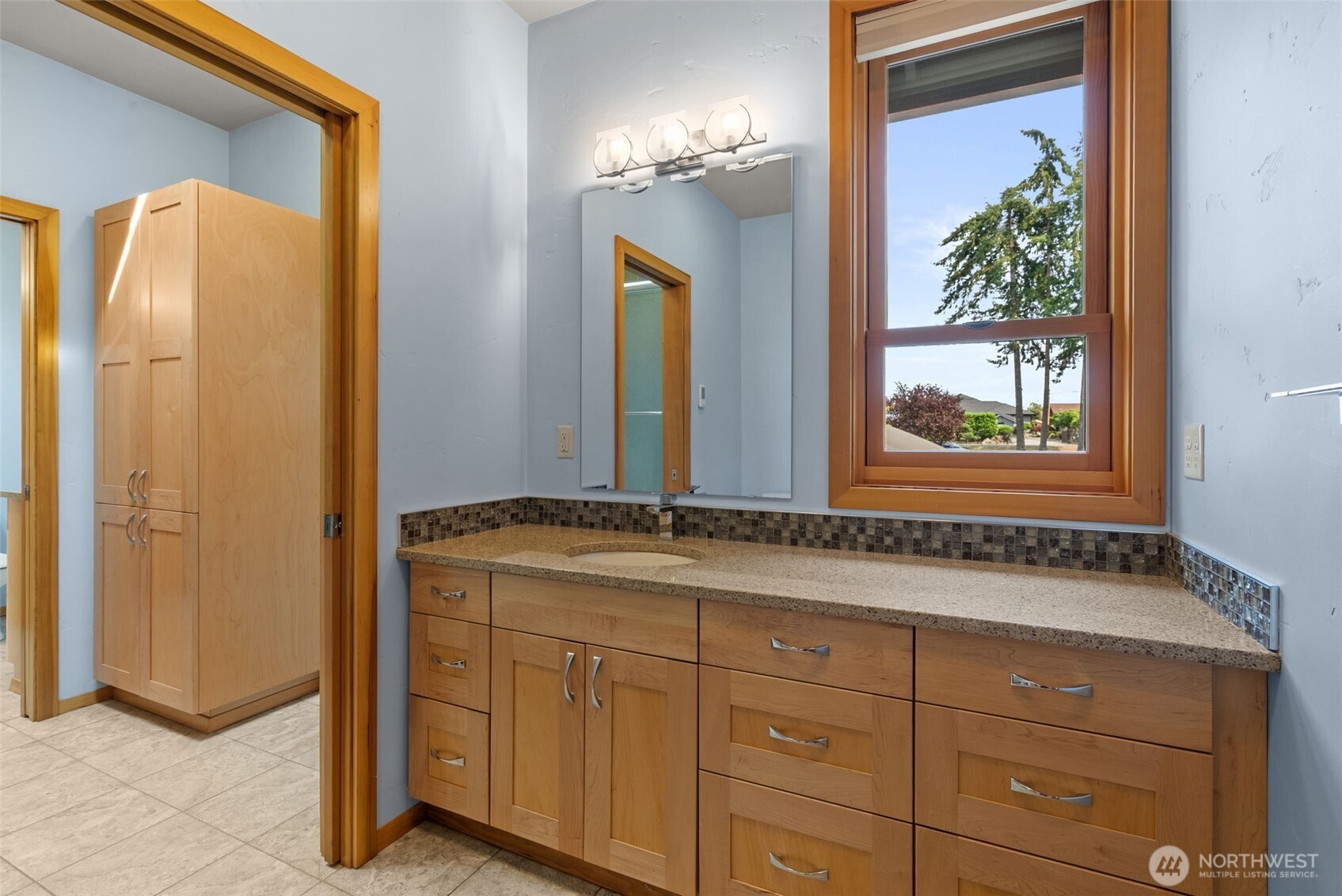 7627 Cooper Point Road Property Photo 29
