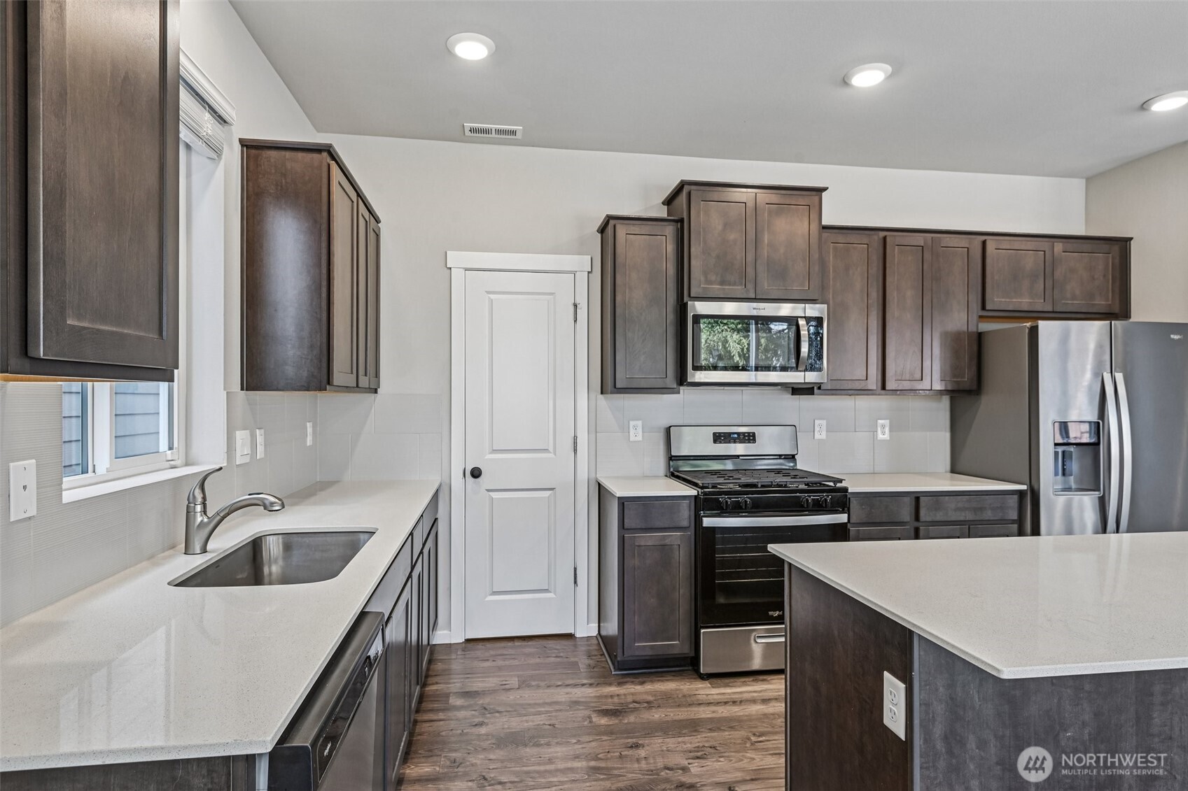 18910 Liberty Ridge Lane Property Photo 8