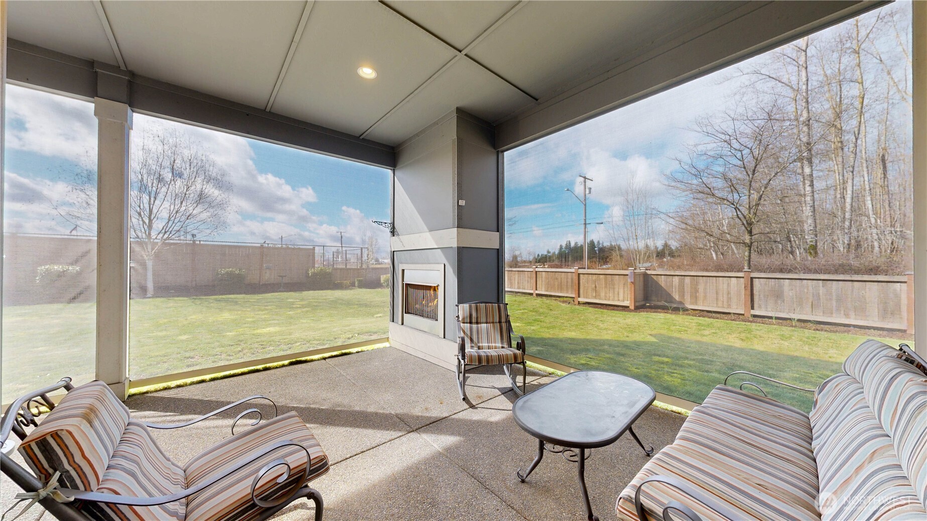 3584 Elmont Avenue Property Photo 4