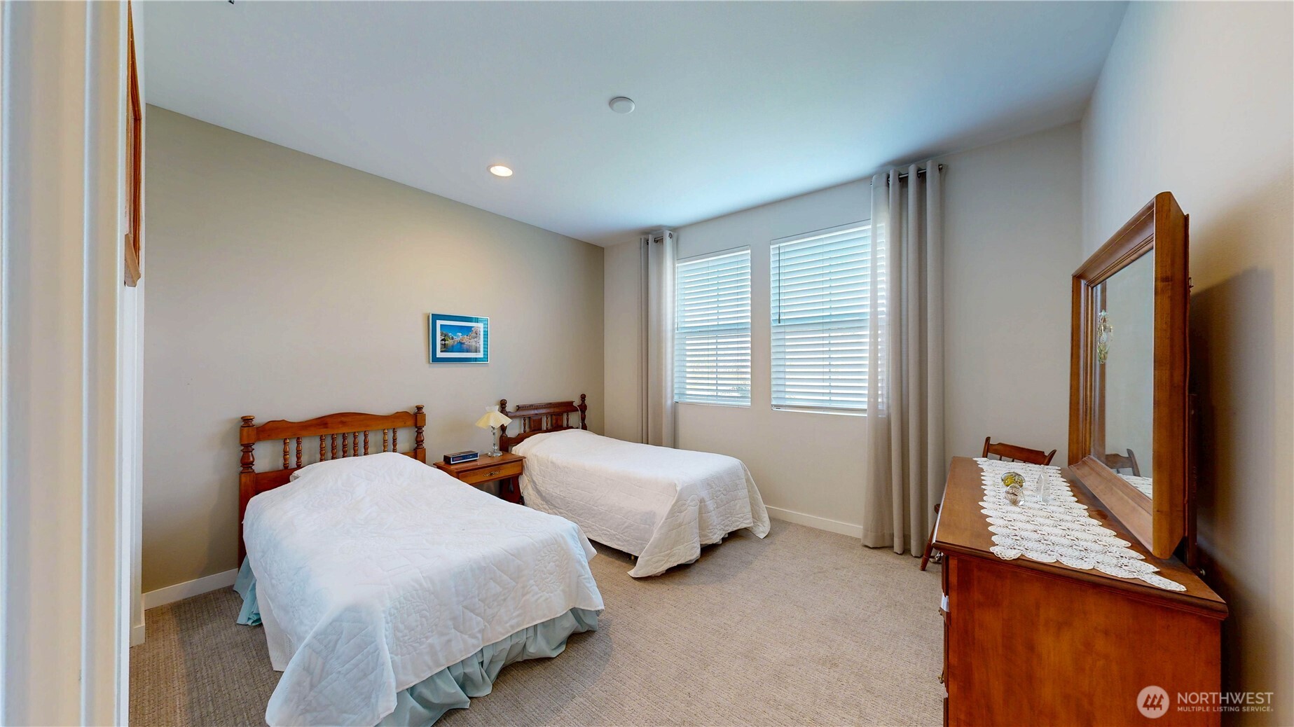 3584 Elmont Avenue Property Photo 12