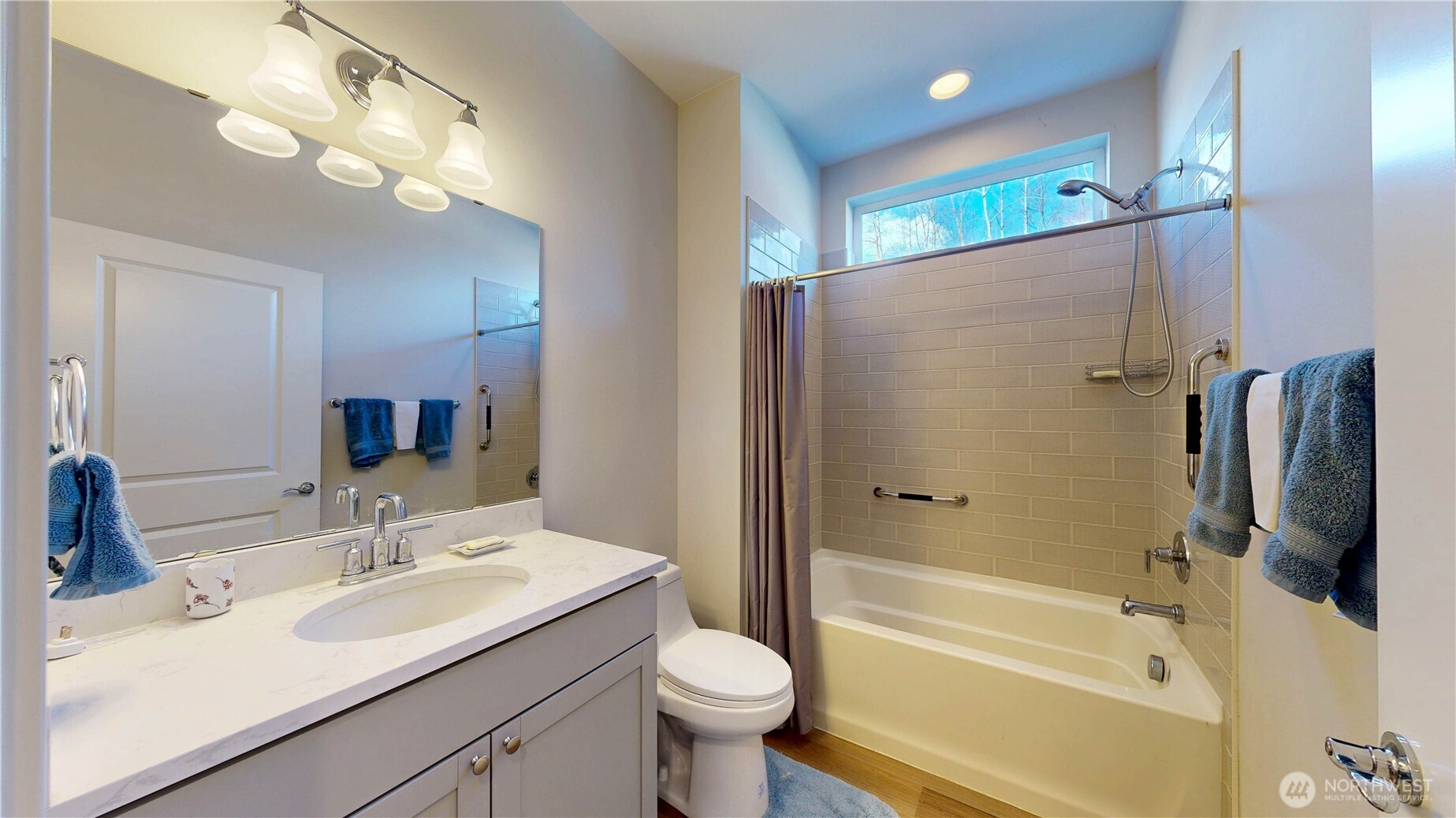 3584 Elmont Avenue Property Photo 14